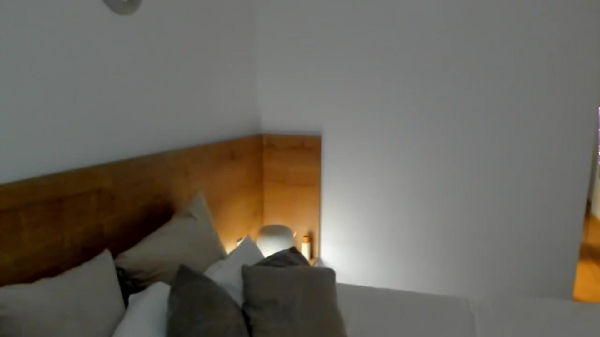 Gallery image thumbnail from Lara_xo's myfreecams stream on, 02/06/2025, 20:02 image 11 of 20