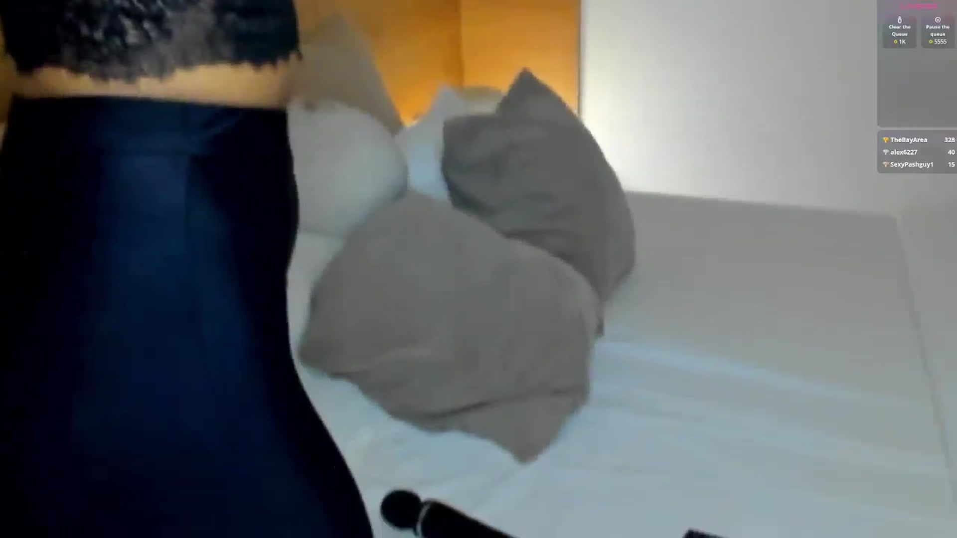 Gallery image thumbnail from Lara_xo's myfreecams stream on, 05/14/2025, 19:04 image 3 of 20