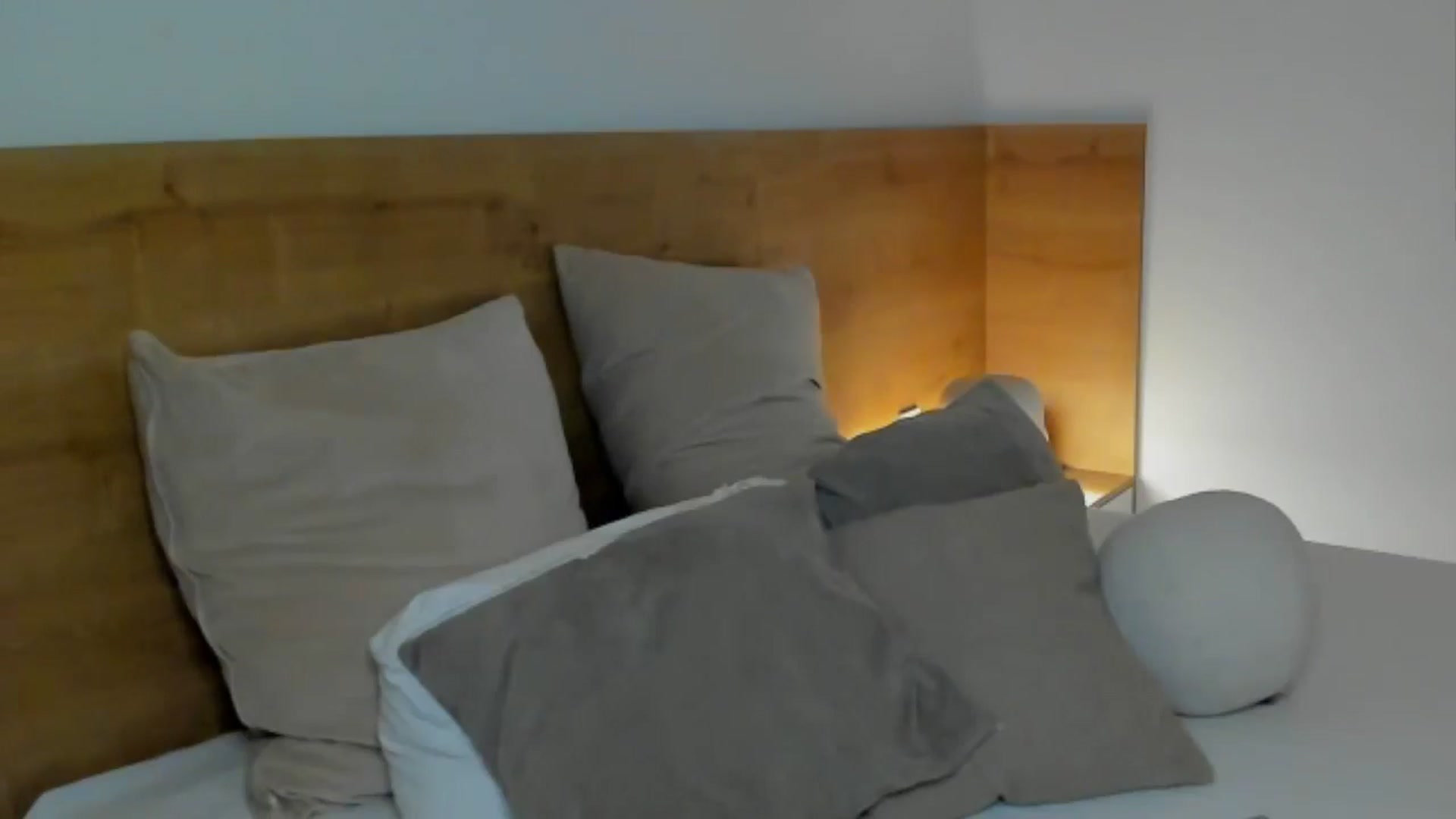 Gallery image thumbnail from Lara_xo's myfreecams stream on, 06/04/2025, 17:24 image 3 of 20