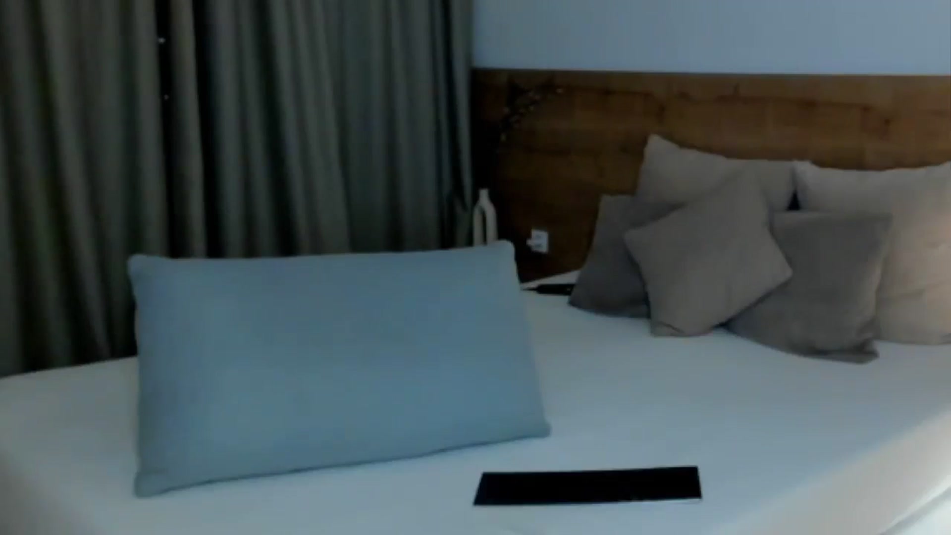 Gallery image thumbnail from Lara_xo's myfreecams stream on, 06/07/2025, 20:51 image 18 of 20