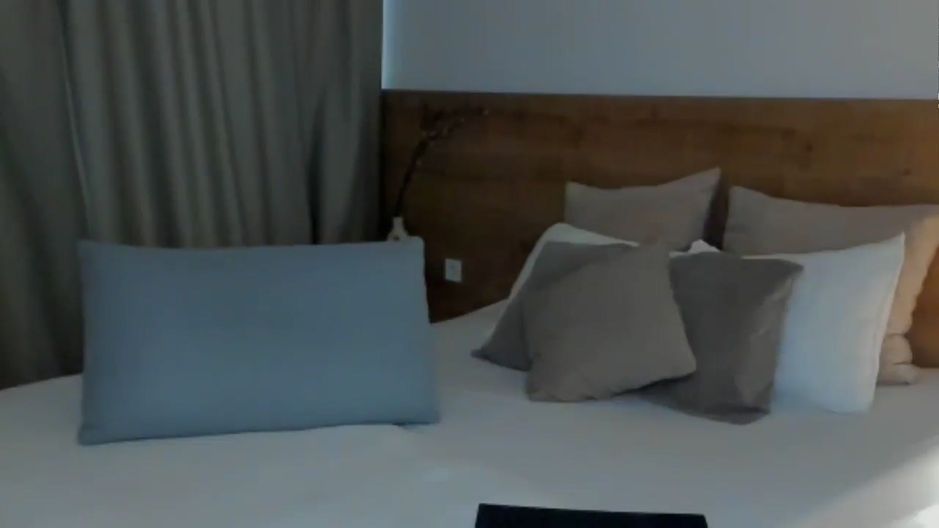 Gallery image thumbnail from Lara_xo's myfreecams stream on, 06/09/2025, 19:35 image 8 of 20