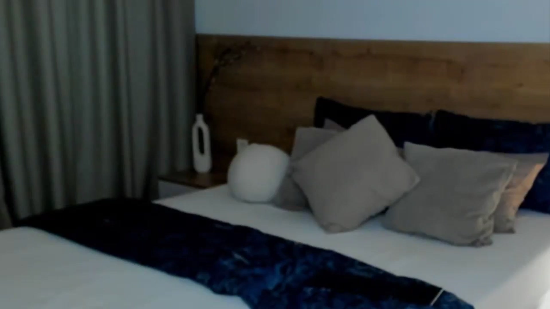 Gallery image thumbnail from Lara_xo's myfreecams stream on, 06/10/2025, 17:40 image 19 of 20