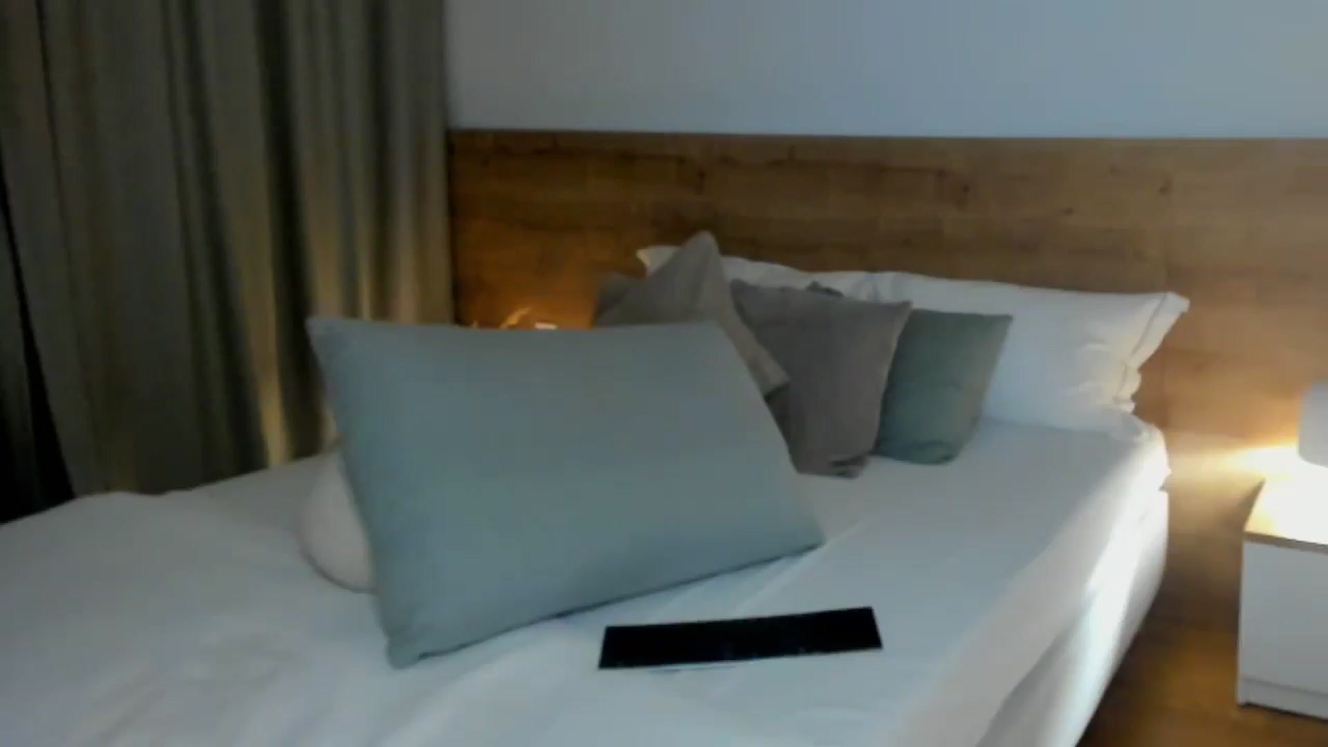 Gallery image thumbnail from Lara_xo's myfreecams stream on, 07/05/2025, 18:26 image 16 of 20