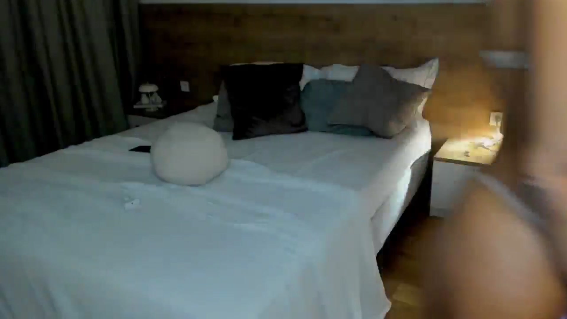 Gallery image thumbnail from Lara_xo's myfreecams stream on, 08/01/2025, 22:13 image 18 of 20