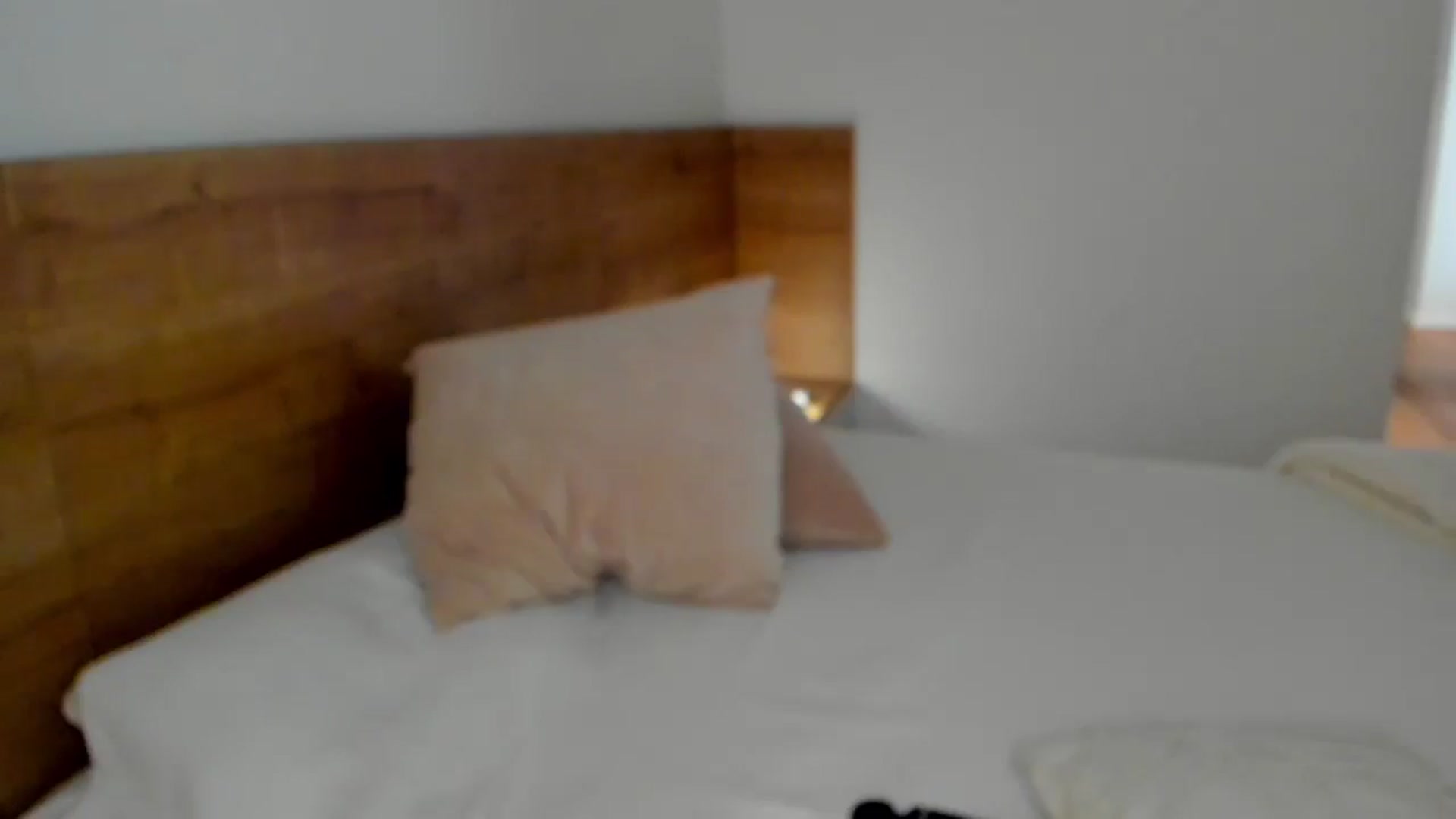 Gallery image thumbnail from Lara_xo's myfreecams stream on, 10/01/2025, 06:30 image 20 of 20