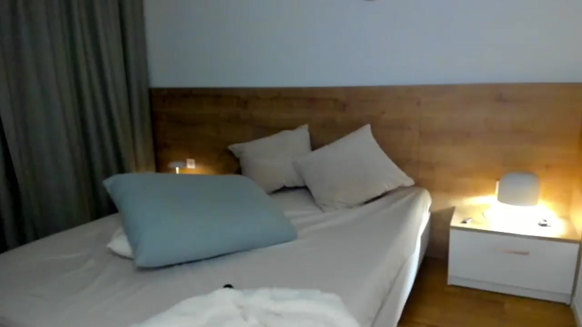 Gallery image thumbnail from Lara_xo's myfreecams stream on, 10/02/2025, 18:53 image 18 of 20