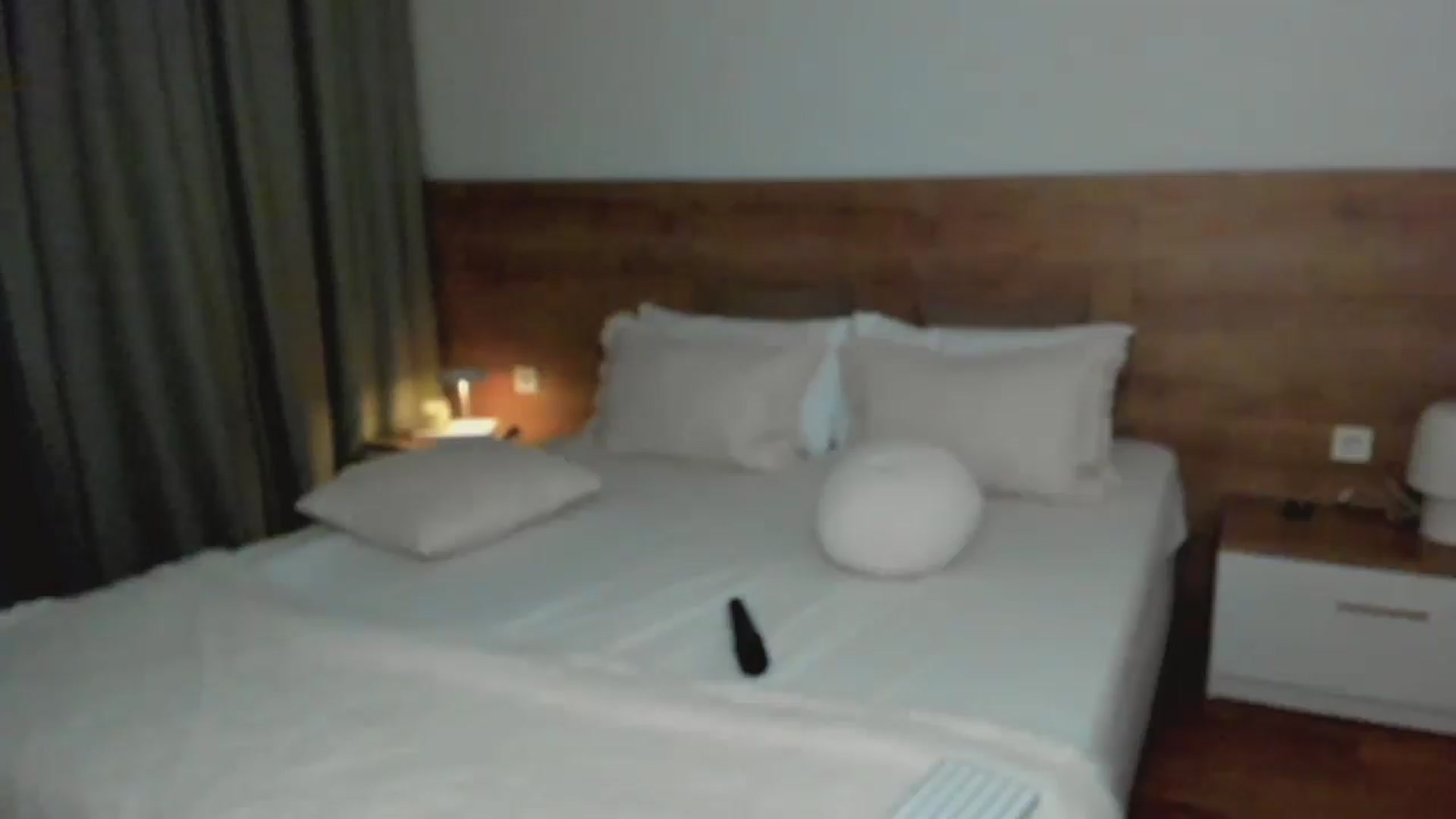 Gallery image thumbnail from Lara_xo's myfreecams stream on, 11/05/2025, 21:03 image 16 of 20
