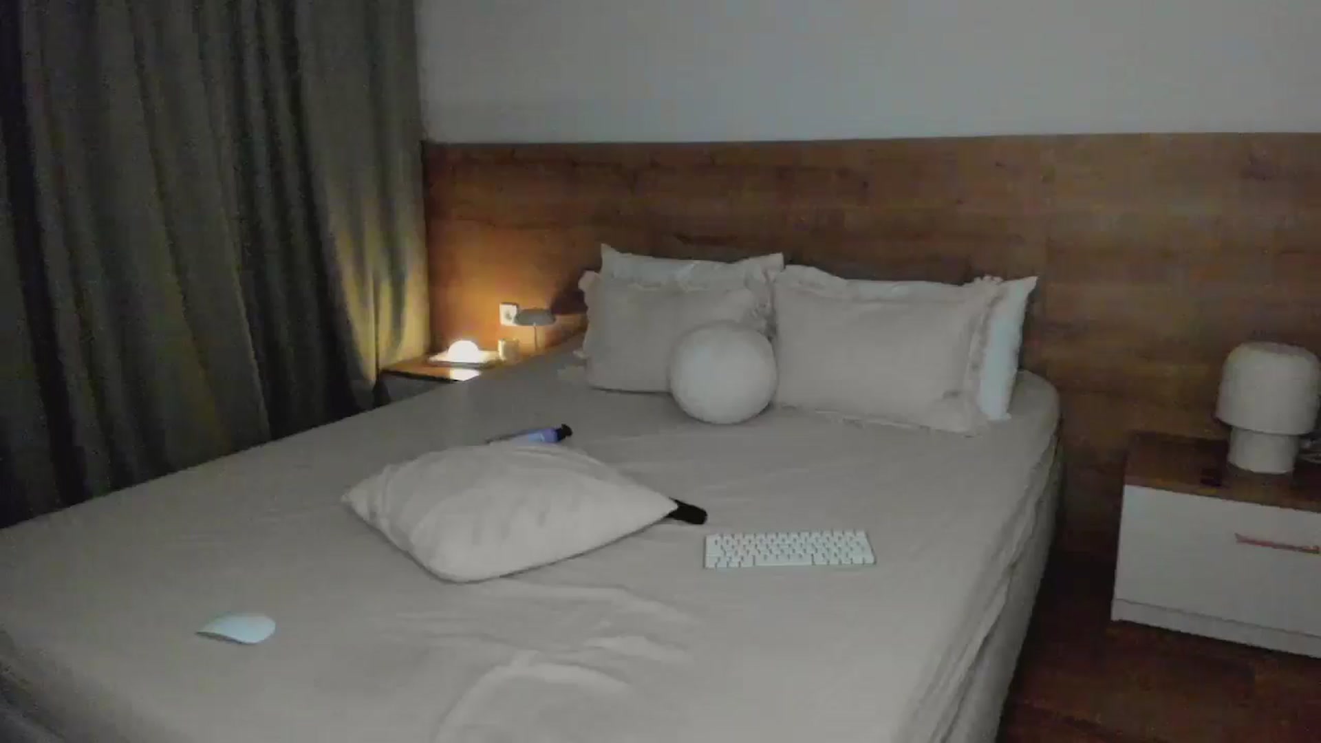 Gallery image thumbnail from Lara_xo's myfreecams stream on, 11/20/2025, 19:23 image 20 of 20