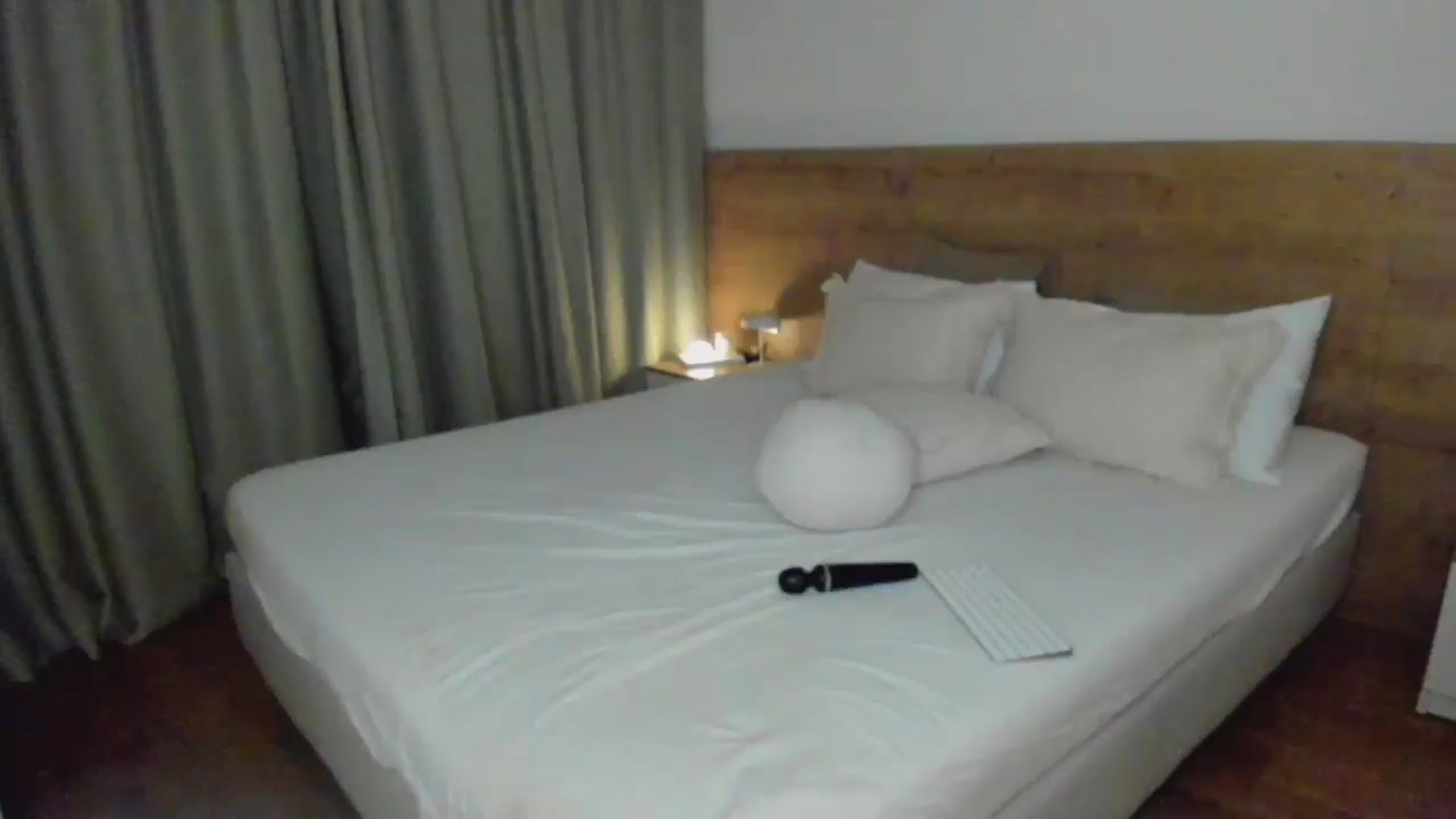 Gallery image thumbnail from Lara_xo's myfreecams stream on, 12/06/2025, 23:44 image 16 of 20