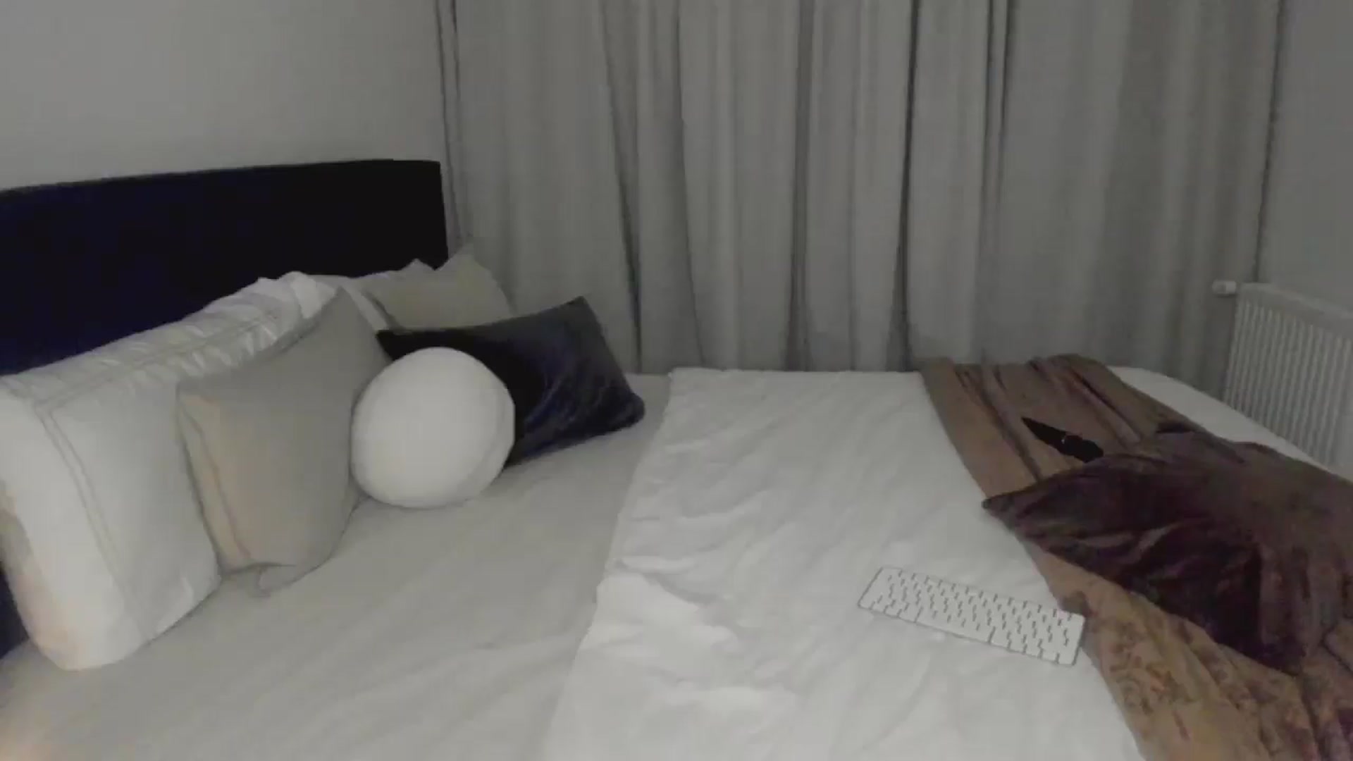 Gallery image thumbnail from Lara_xo's myfreecams stream on, 02/26/2026, 18:45 image 20 of 20