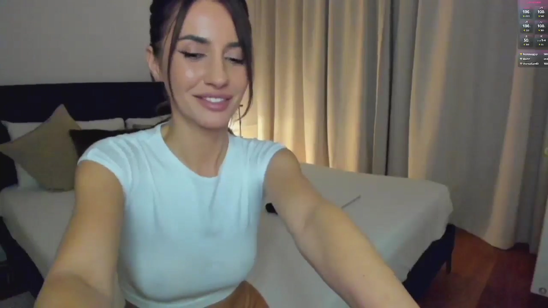Gallery image thumbnail from Lara_xo's myfreecams stream on, 04/08/2026, 17:46 image 20 of 20