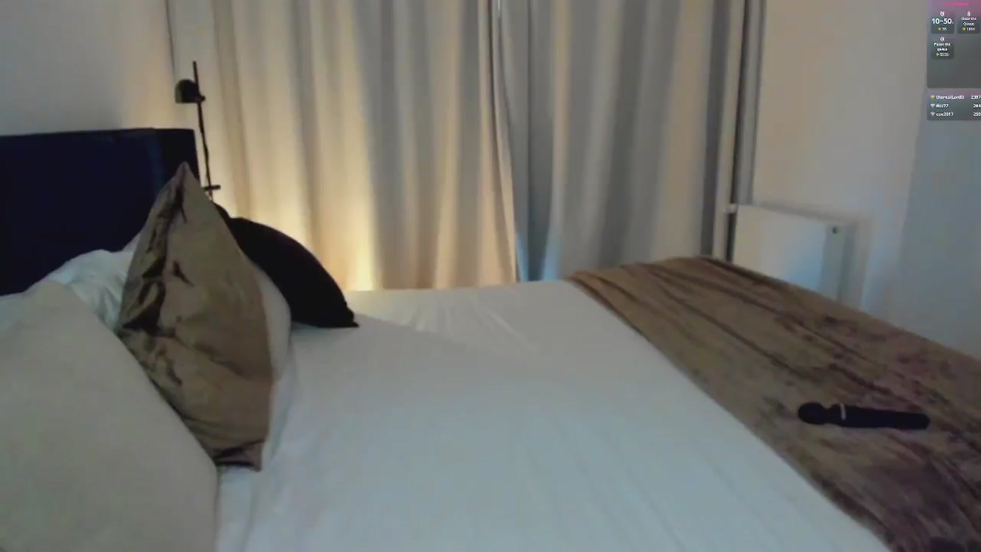 Gallery image thumbnail from Lara_xo's myfreecams stream on, 04/09/2026, 17:22 image 11 of 20