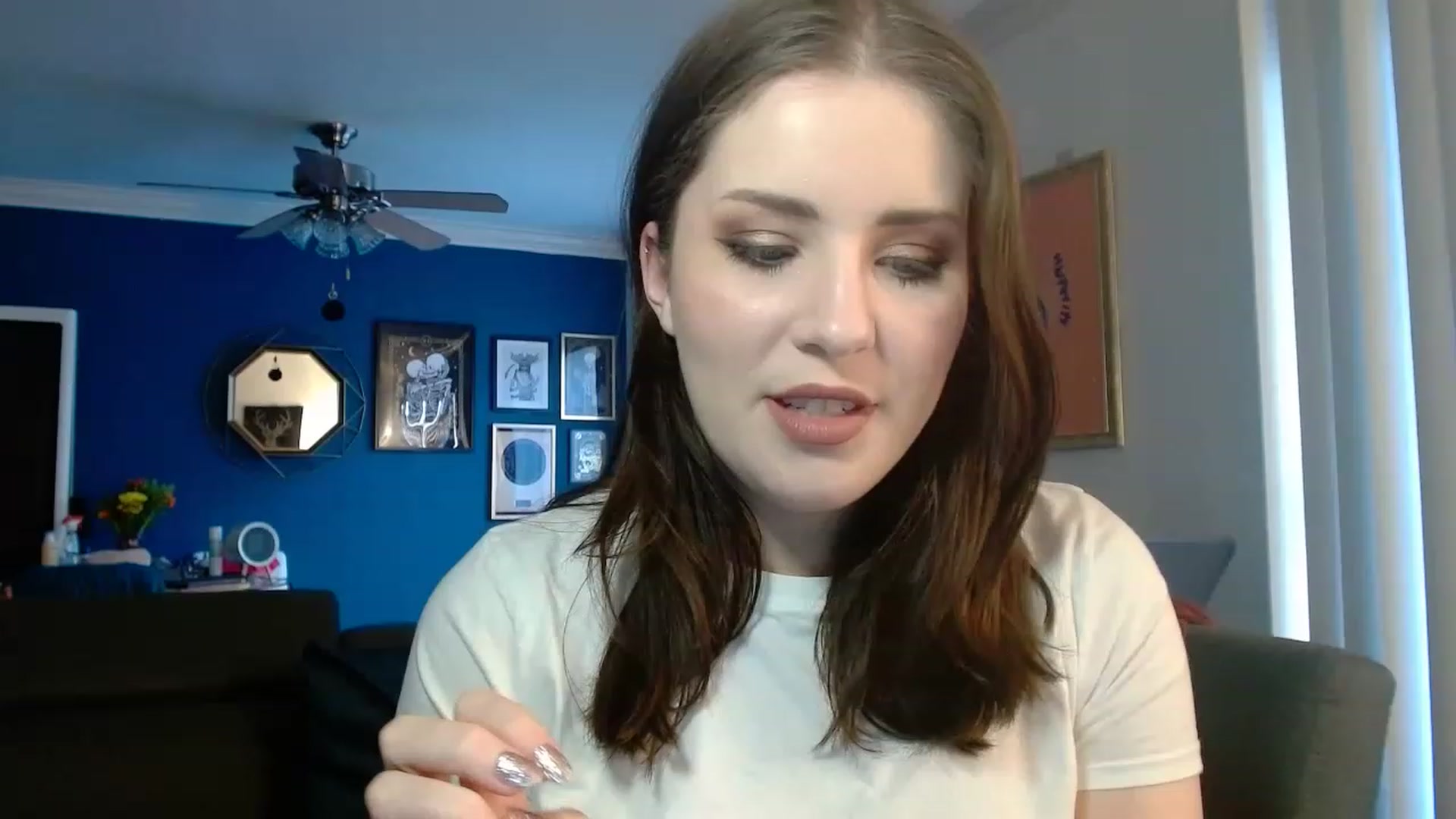 Gallery image thumbnail from Larah_Sky's myfreecams stream on, 01/19/2023, 21:20 image 9 of 20