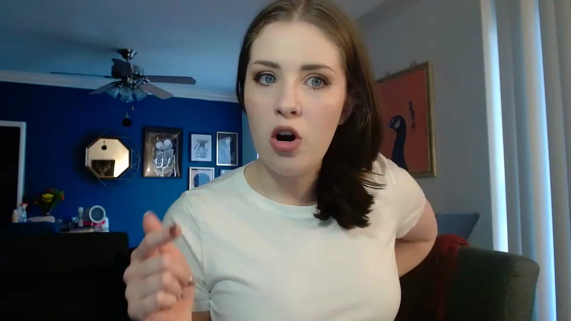 Gallery image thumbnail from Larah_Sky's myfreecams stream on, 01/19/2023, 21:20 image 18 of 20