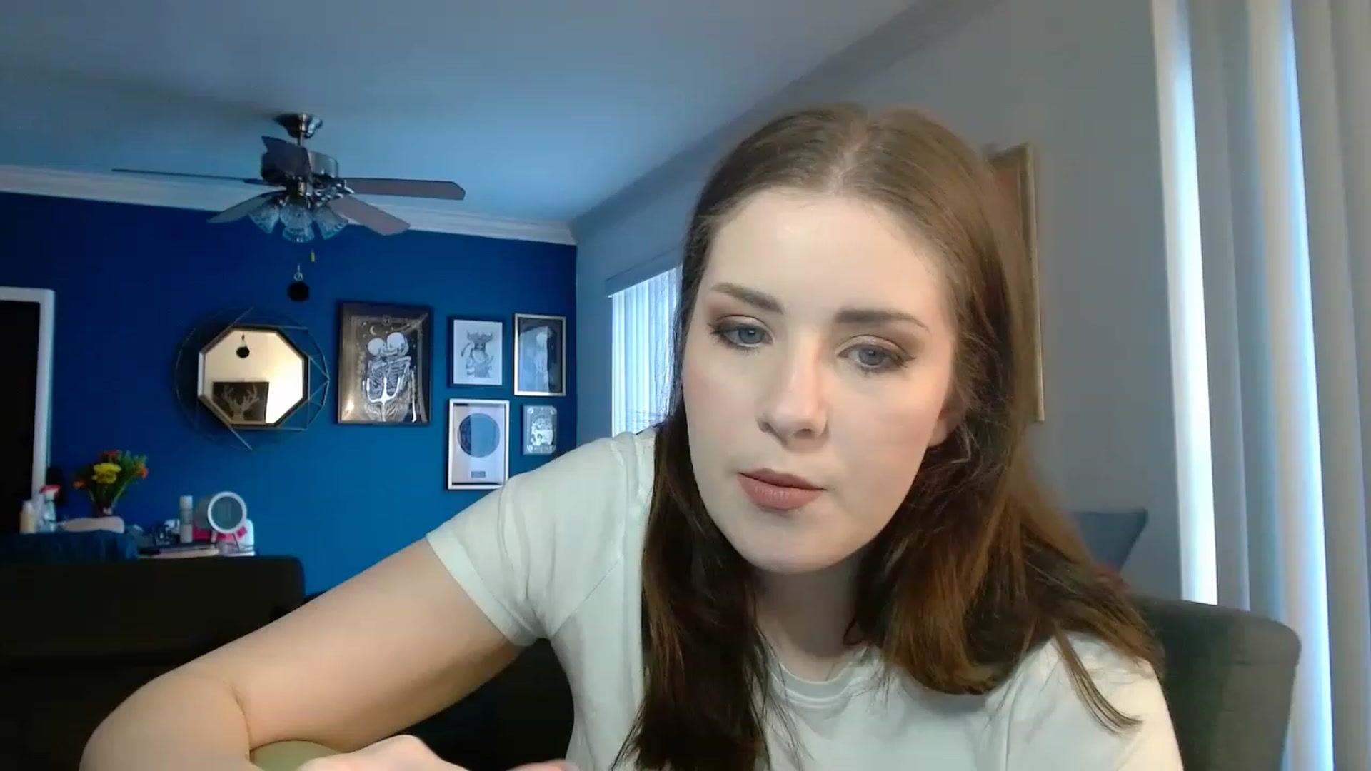 Gallery image thumbnail from Larah_Sky's myfreecams stream on, 01/19/2023, 21:20 image 2 of 20
