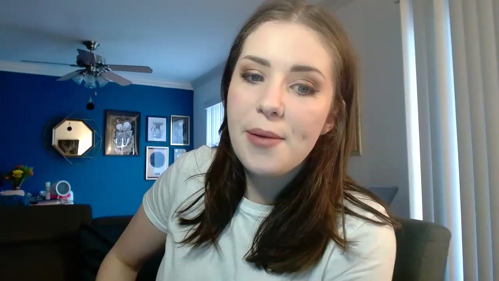 Gallery image thumbnail from Larah_Sky's myfreecams stream on, 01/19/2023, 21:20 image 12 of 20