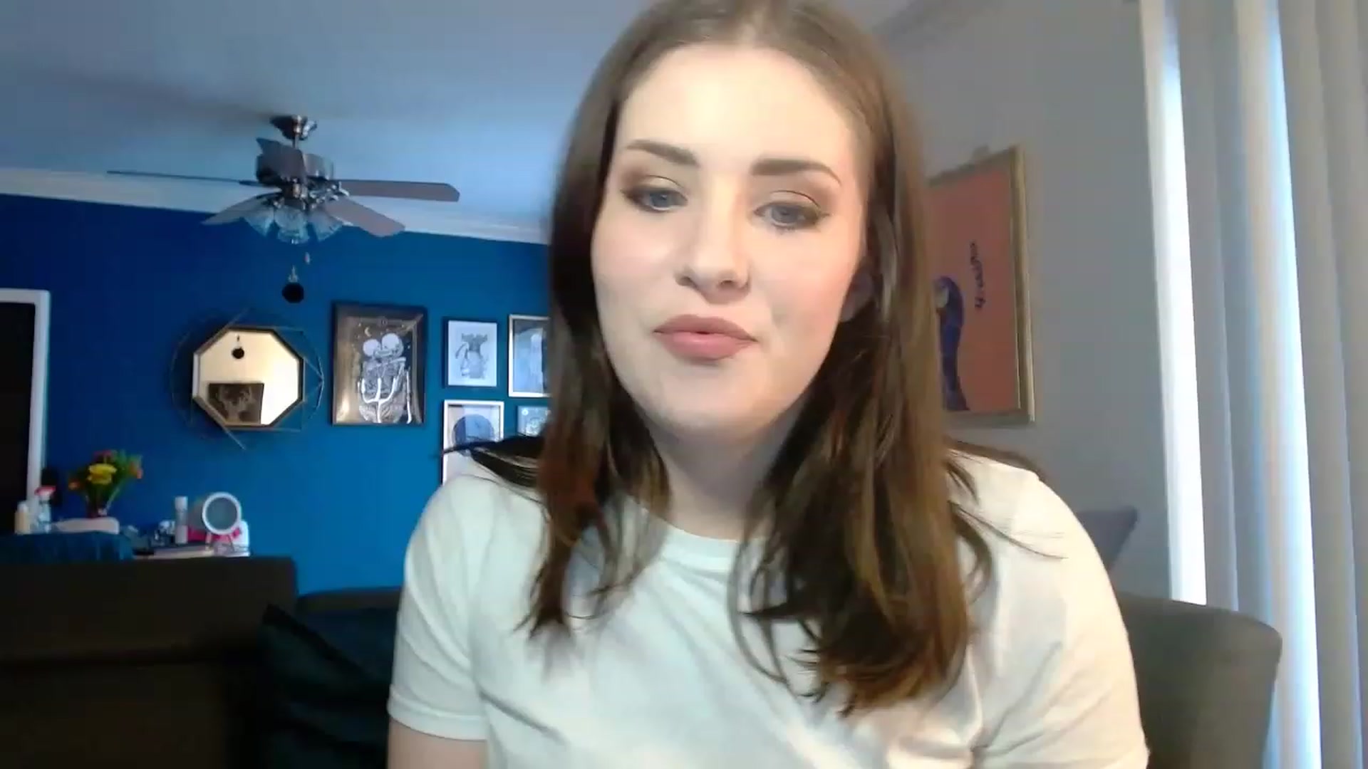 Gallery image thumbnail from Larah_Sky's myfreecams stream on, 01/19/2023, 21:20 image 15 of 20