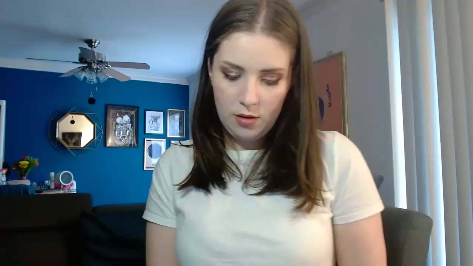 Gallery image thumbnail from Larah_Sky's myfreecams stream on, 01/19/2023, 22:33 image 3 of 20