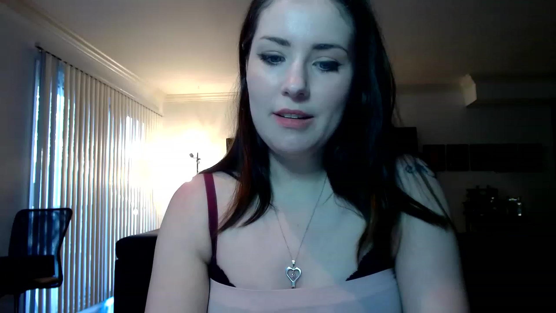 Gallery image thumbnail from Larah_Sky's myfreecams stream on, 01/21/2023, 20:39 image 2 of 20