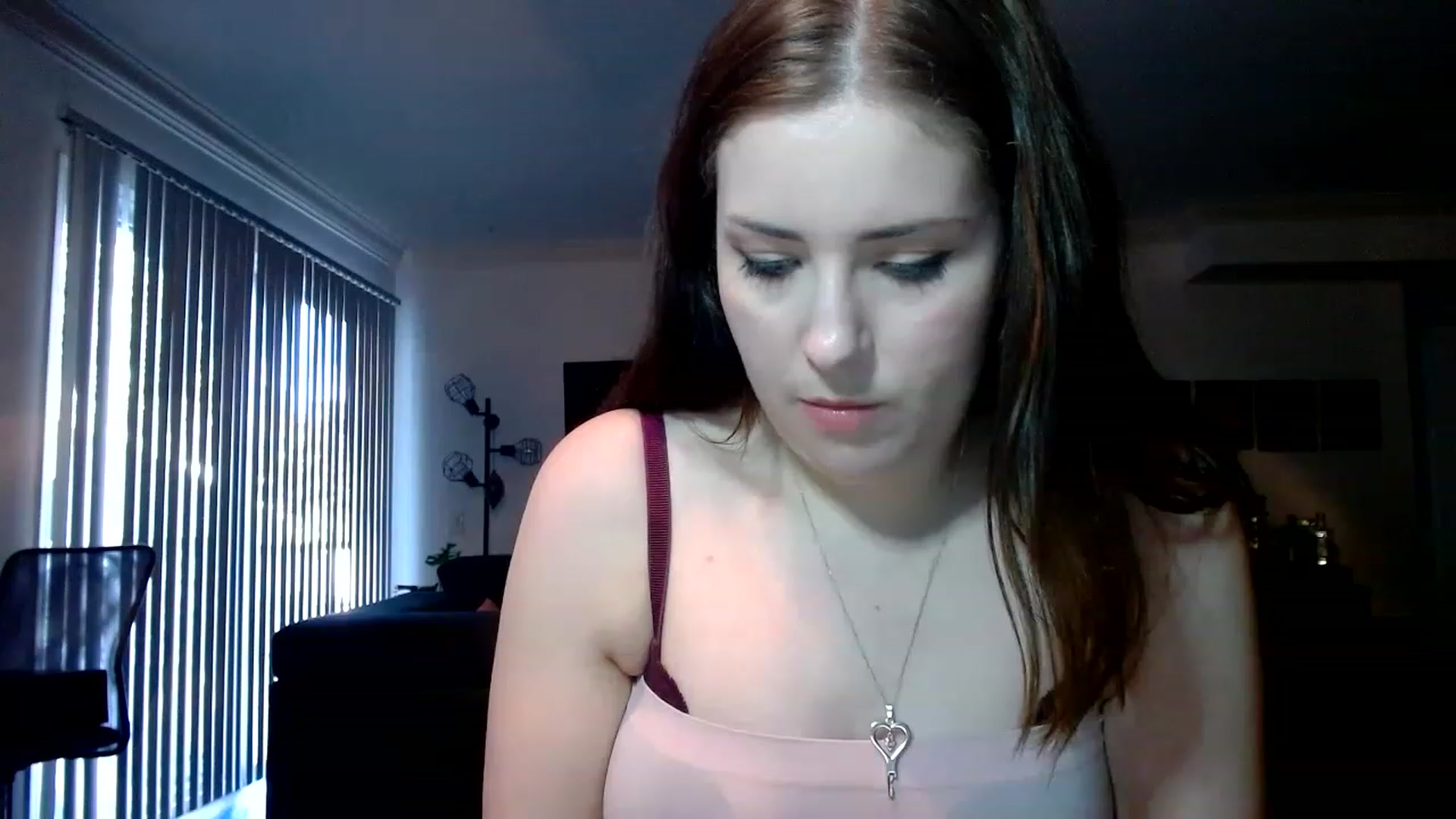 Gallery image thumbnail from Larah_Sky's myfreecams stream on, 01/21/2023, 20:39 image 15 of 20