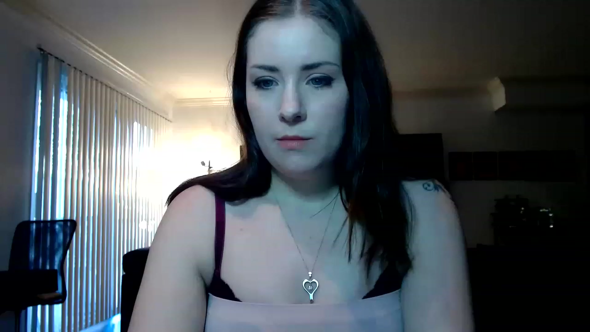 Gallery image thumbnail from Larah_Sky's myfreecams stream on, 01/21/2023, 20:39 image 4 of 20