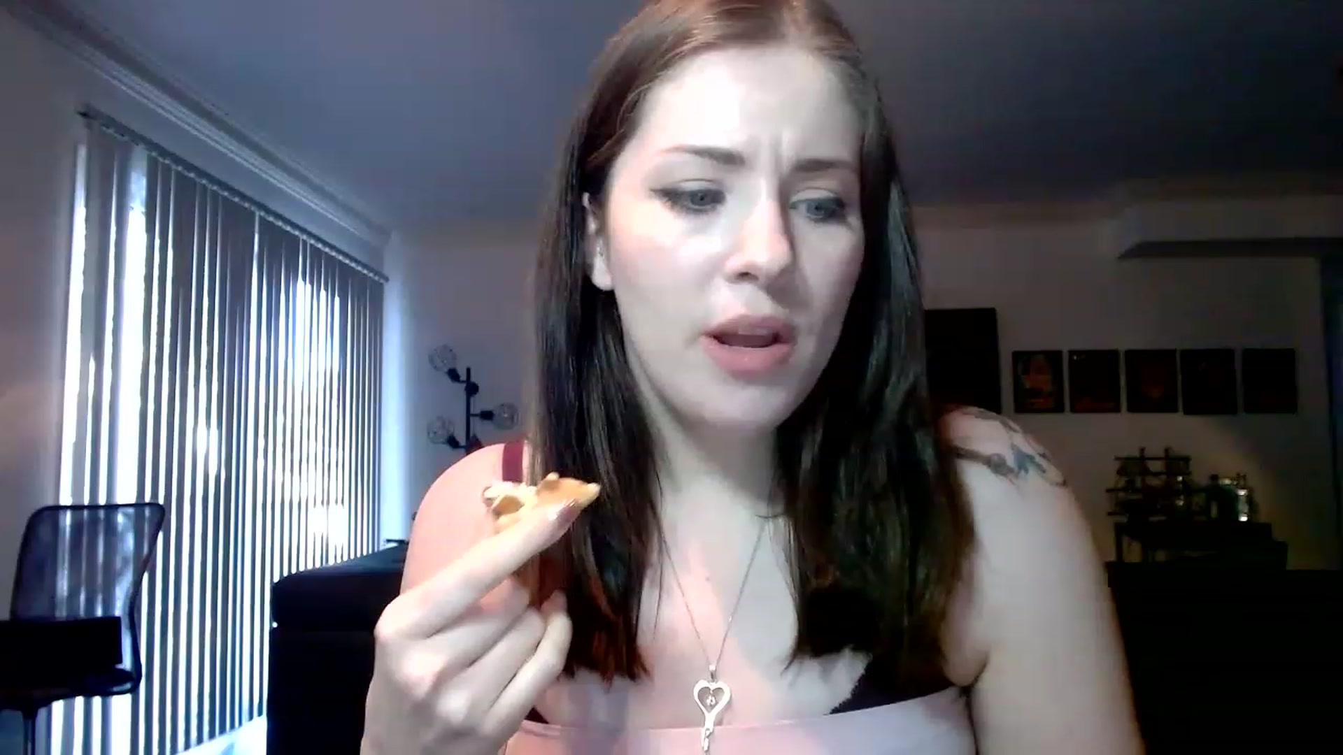 Gallery image thumbnail from Larah_Sky's myfreecams stream on, 01/21/2023, 21:49 image 2 of 20