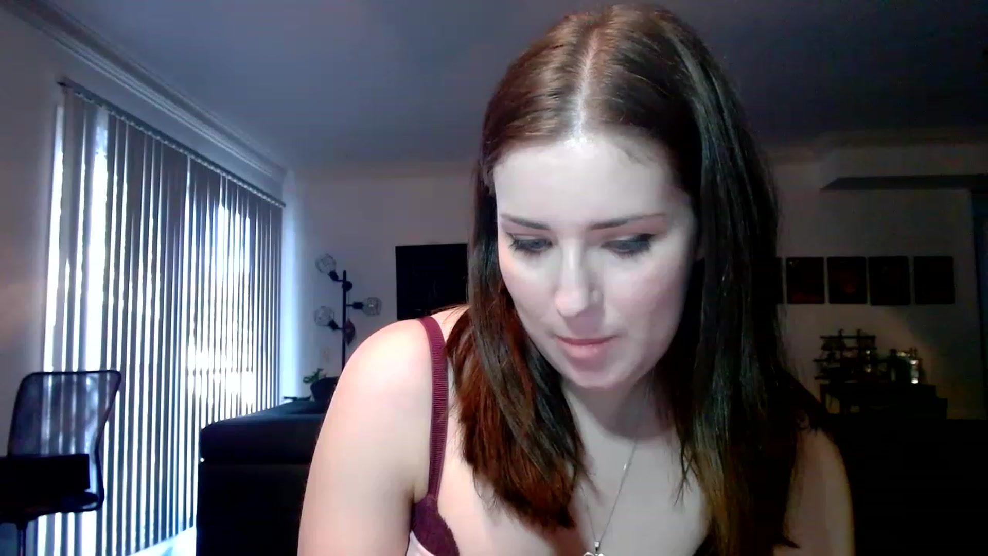 Gallery image thumbnail from Larah_Sky's myfreecams stream on, 01/21/2023, 21:49 image 12 of 20