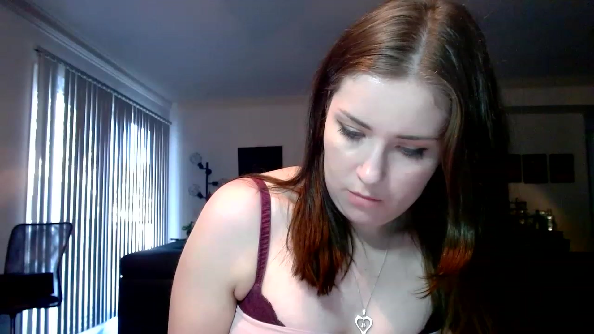 Gallery image thumbnail from Larah_Sky's myfreecams stream on, 01/21/2023, 21:49 image 7 of 20