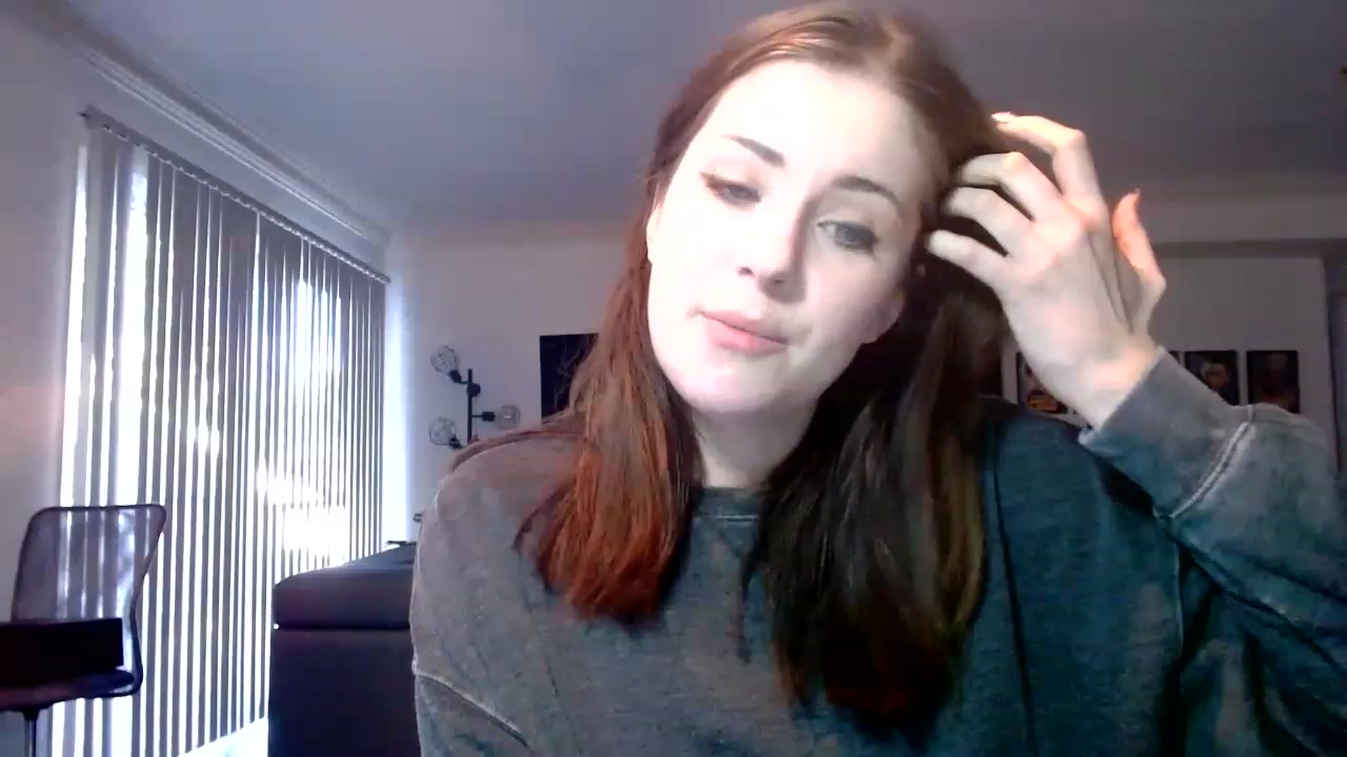 Gallery image thumbnail from Larah_Sky's myfreecams stream on, 01/21/2023, 21:49 image 18 of 20