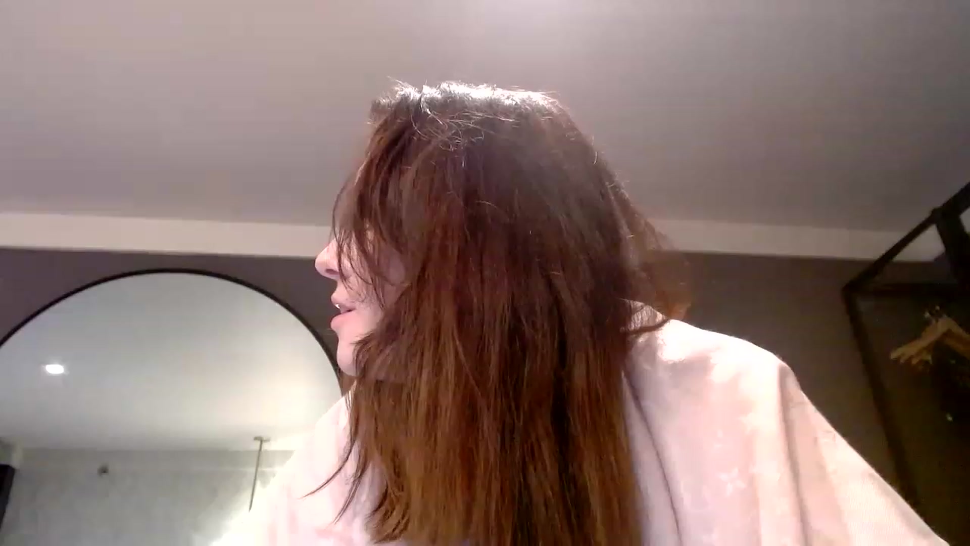 Gallery image thumbnail from Larah_Sky's myfreecams stream on, 01/30/2023, 17:17 image 16 of 20