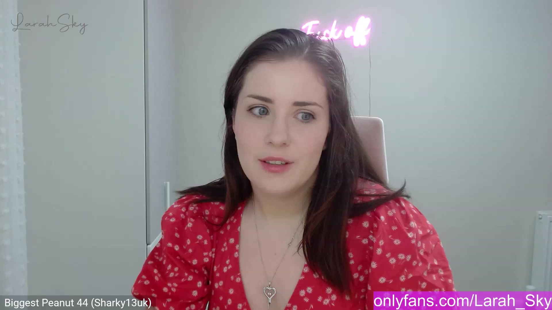 Gallery image thumbnail from Larah_Sky's myfreecams stream on, 02/05/2023, 23:11 image 2 of 20