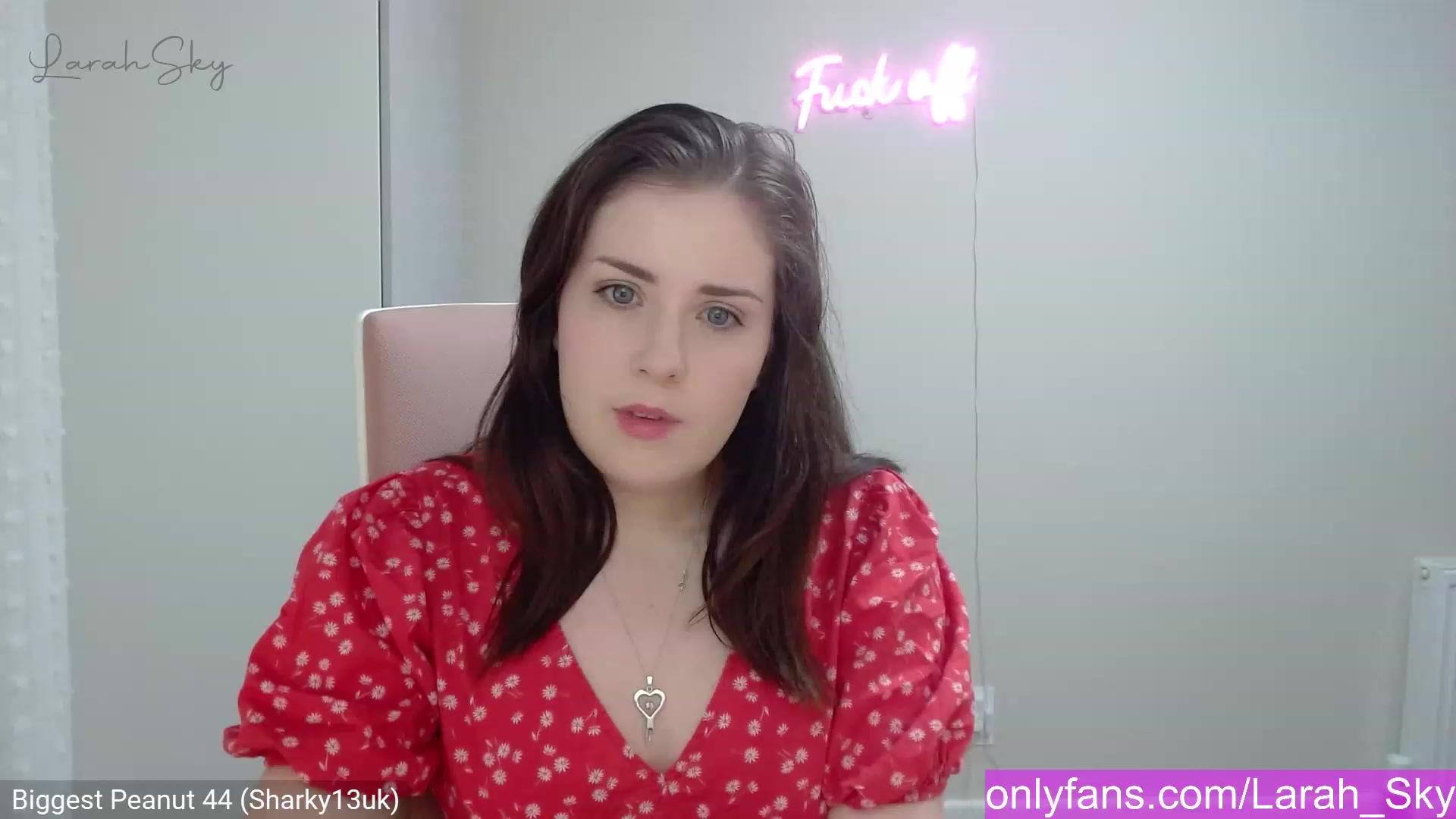 Gallery image thumbnail from Larah_Sky's myfreecams stream on, 02/05/2023, 23:11 image 1 of 20