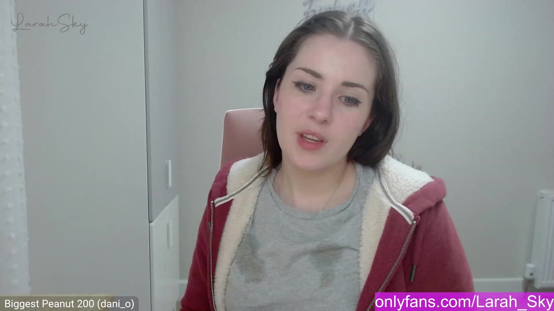 Gallery image thumbnail from Larah_Sky's myfreecams stream on, 02/07/2023, 01:12 image 2 of 20