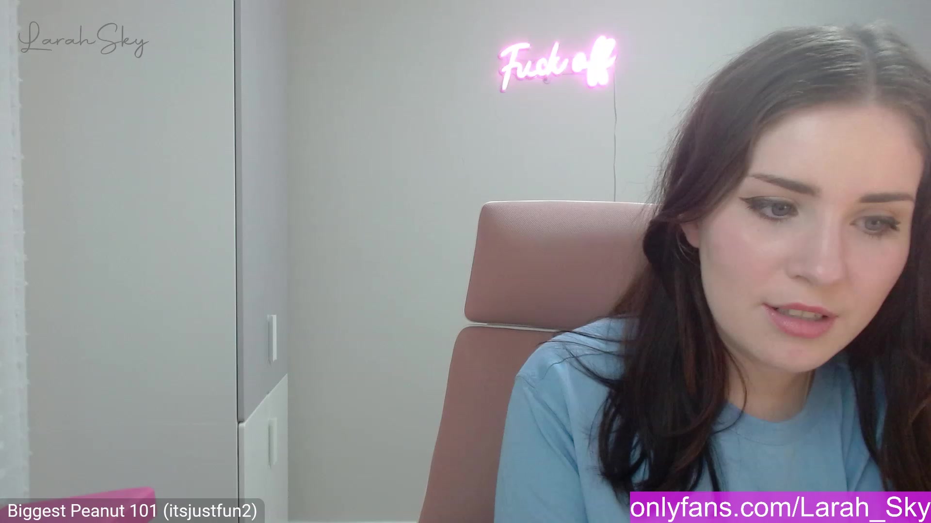 Gallery image thumbnail from Larah_Sky's myfreecams stream on, 02/09/2023, 22:58 image 7 of 20