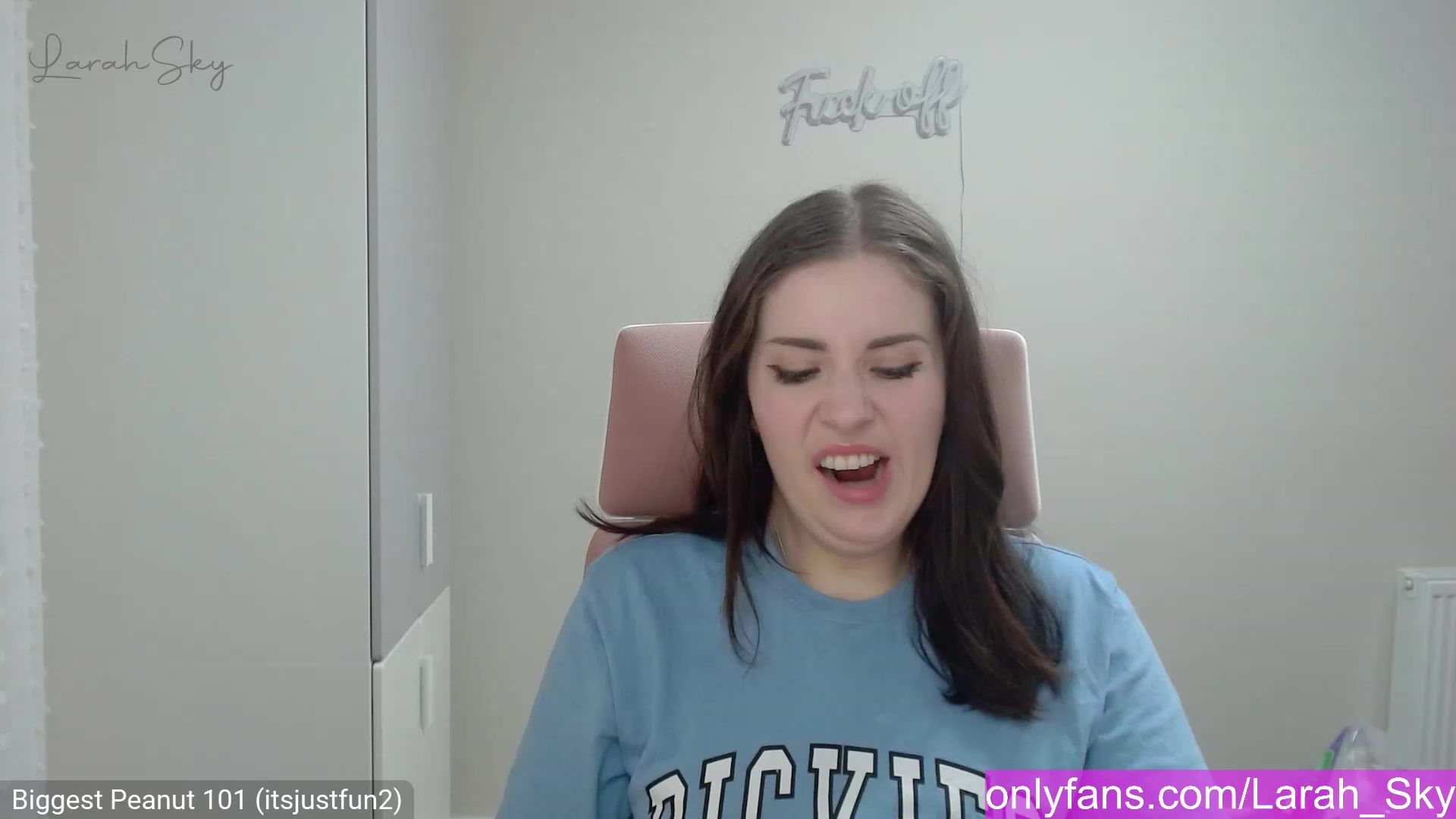 Gallery image thumbnail from Larah_Sky's myfreecams stream on, 02/09/2023, 22:58 image 5 of 20