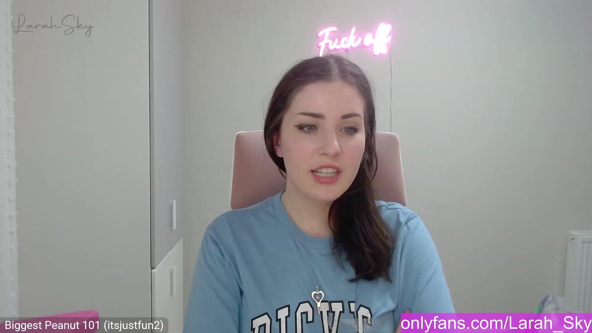 Gallery image thumbnail from Larah_Sky's myfreecams stream on, 02/09/2023, 22:58 image 19 of 20