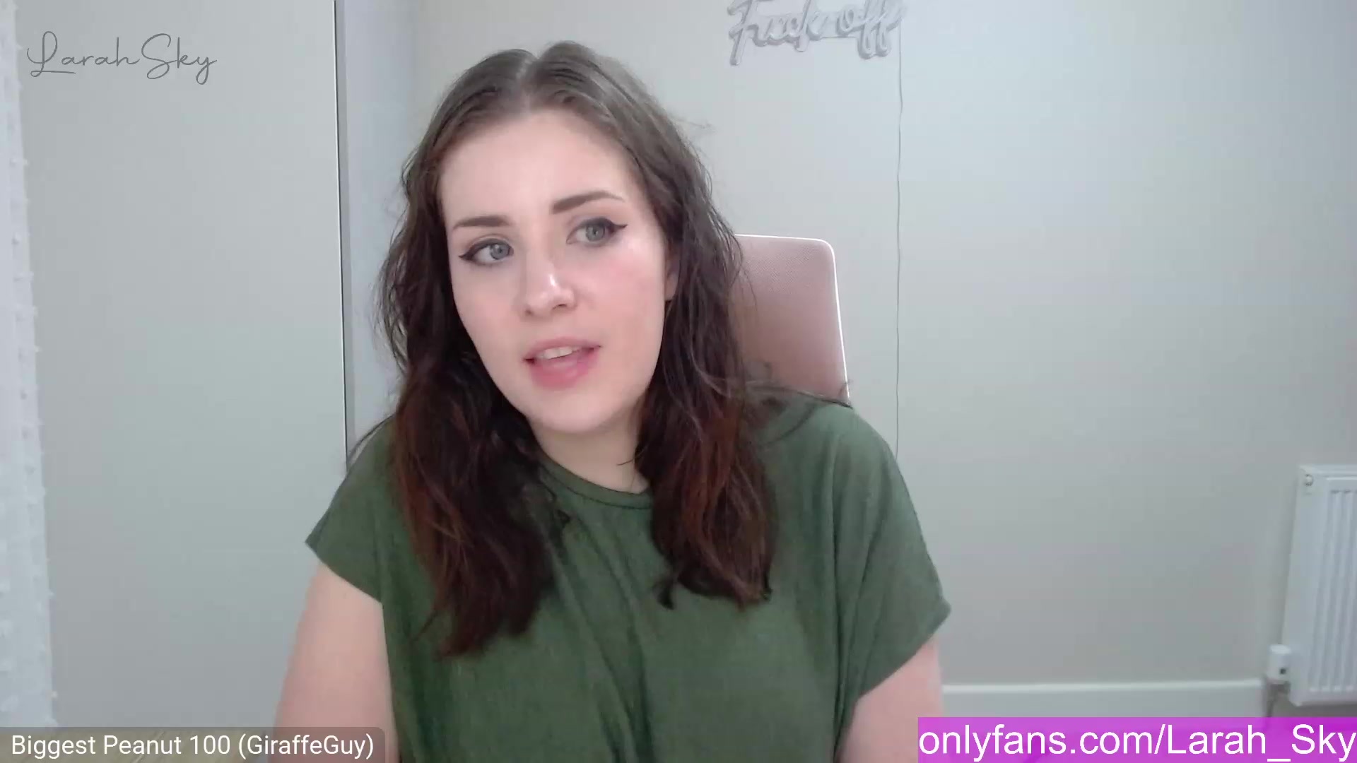 Gallery image thumbnail from Larah_Sky's myfreecams stream on, 02/10/2023, 23:08 image 19 of 20