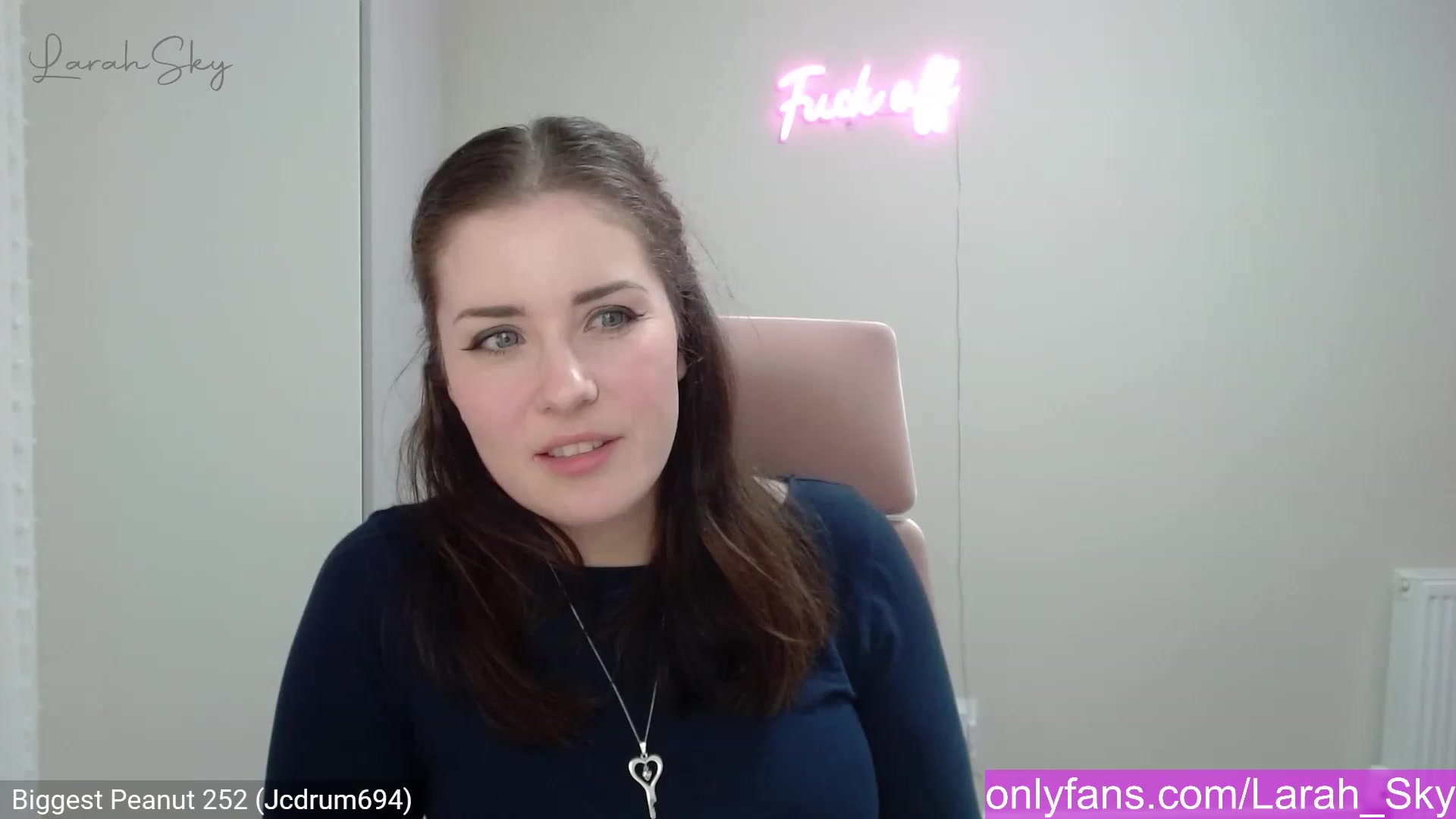 Gallery image thumbnail from Larah_Sky's myfreecams stream on, 02/12/2023, 23:32 image 14 of 20