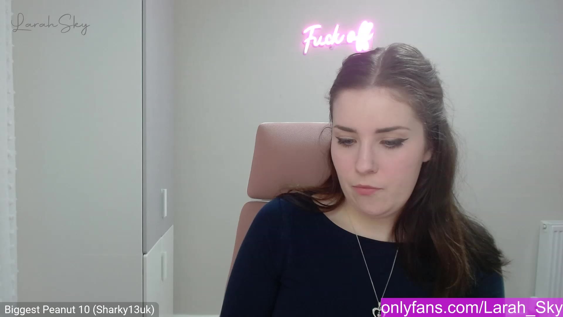 Gallery image thumbnail from Larah_Sky's myfreecams stream on, 02/12/2023, 23:32 image 3 of 20