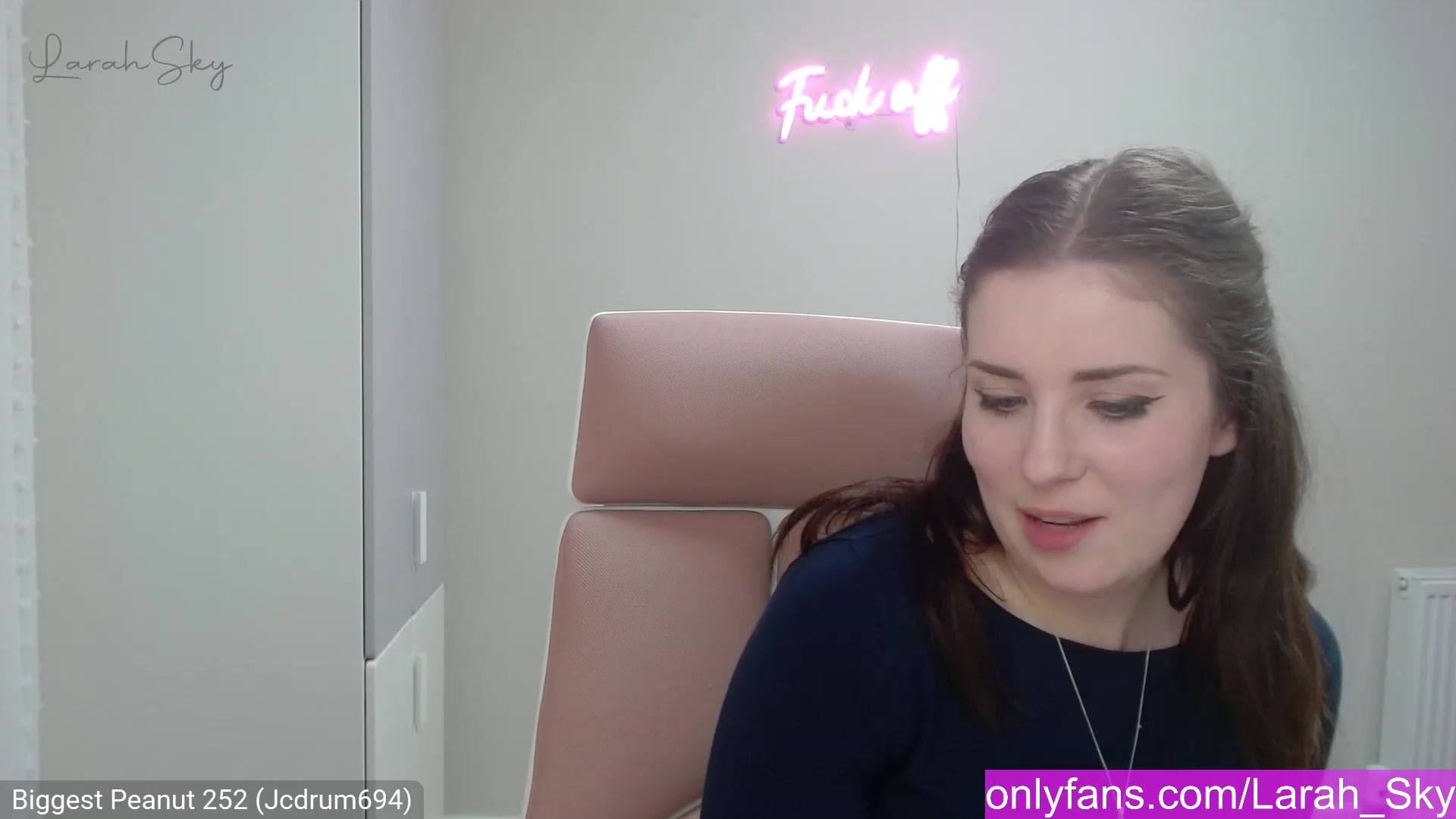 Gallery image thumbnail from Larah_Sky's myfreecams stream on, 02/12/2023, 23:32 image 17 of 20