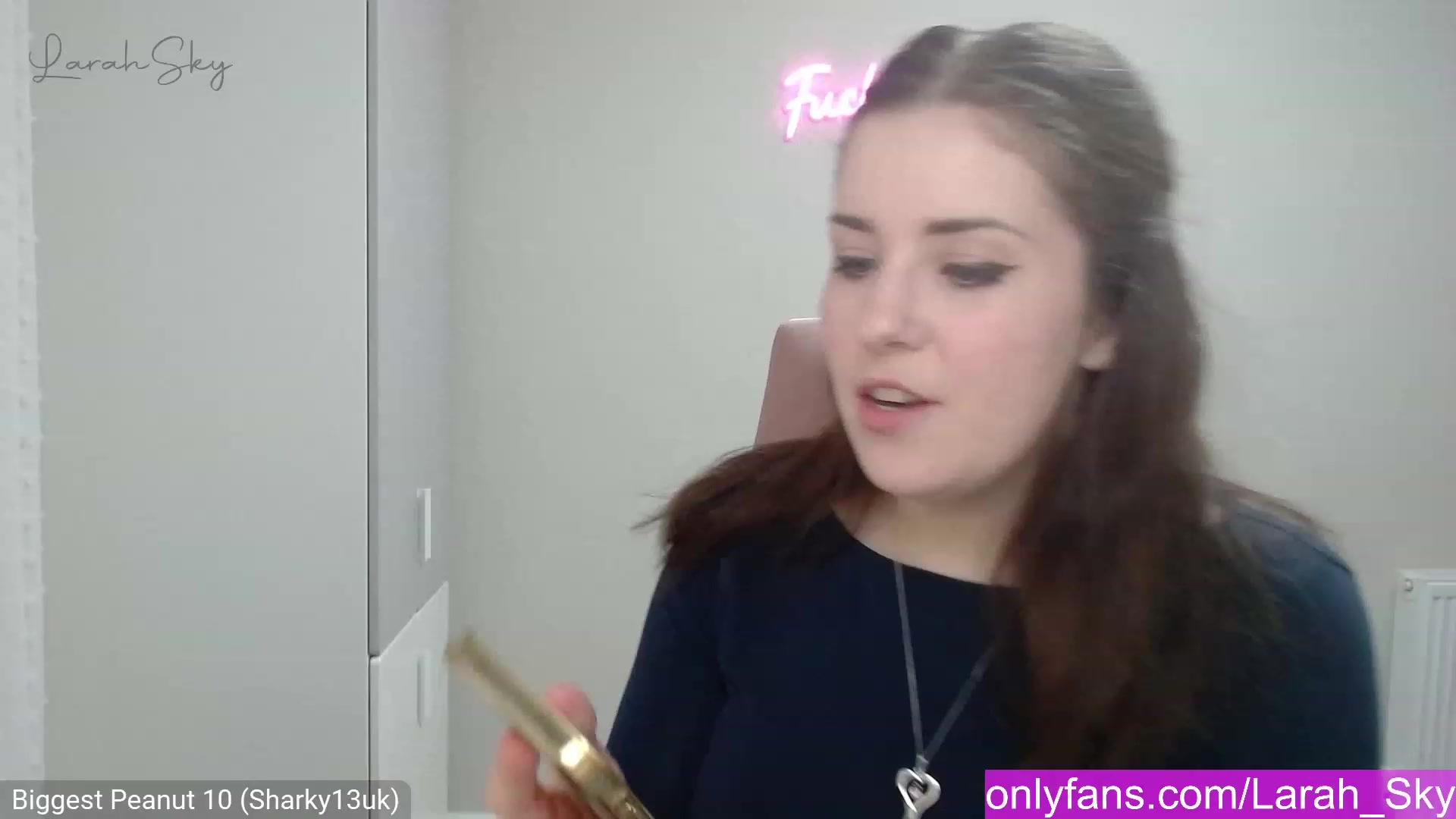 Gallery image thumbnail from Larah_Sky's myfreecams stream on, 02/12/2023, 23:32 image 2 of 20