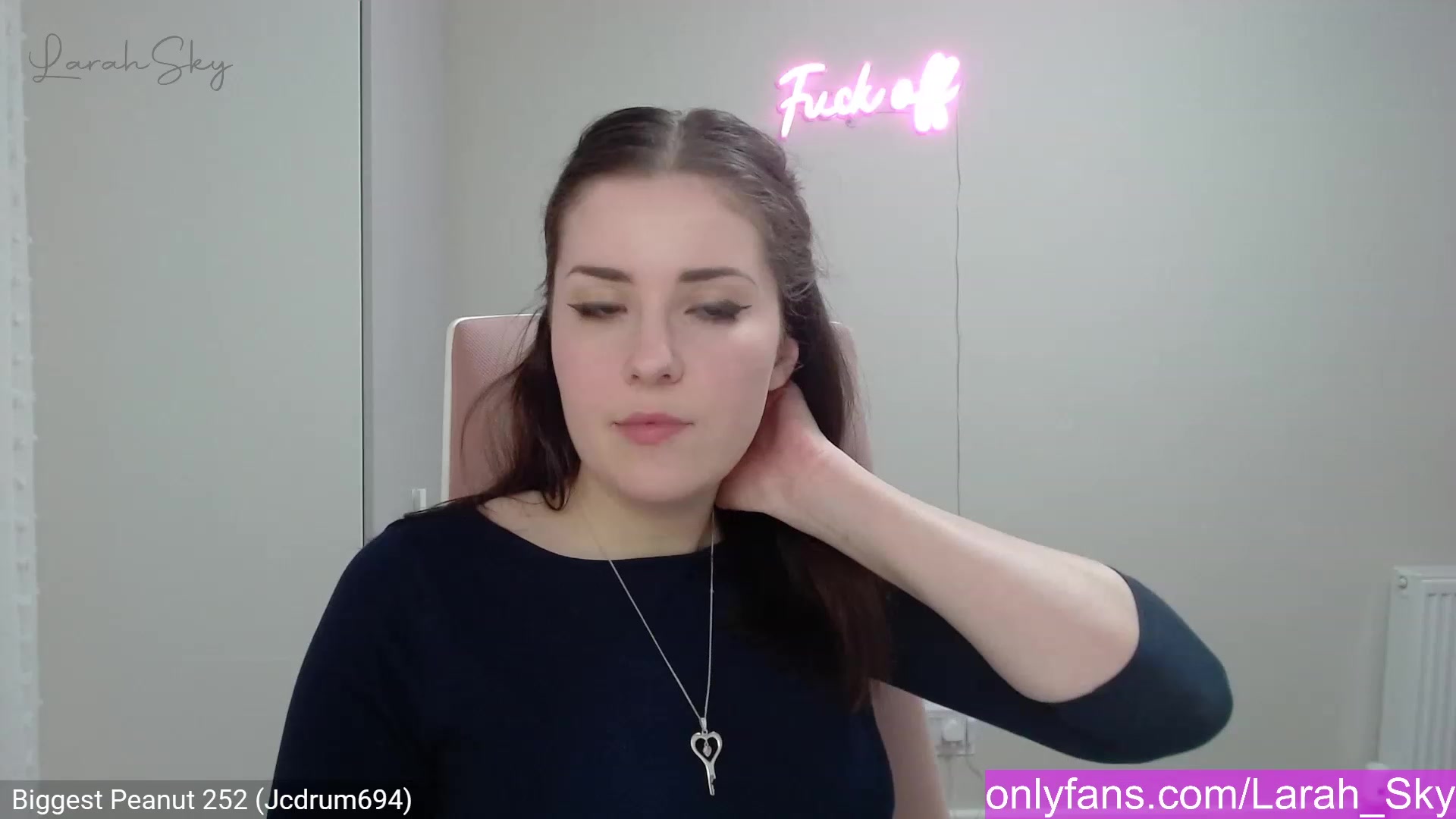 Gallery image thumbnail from Larah_Sky's myfreecams stream on, 02/12/2023, 23:32 image 8 of 20