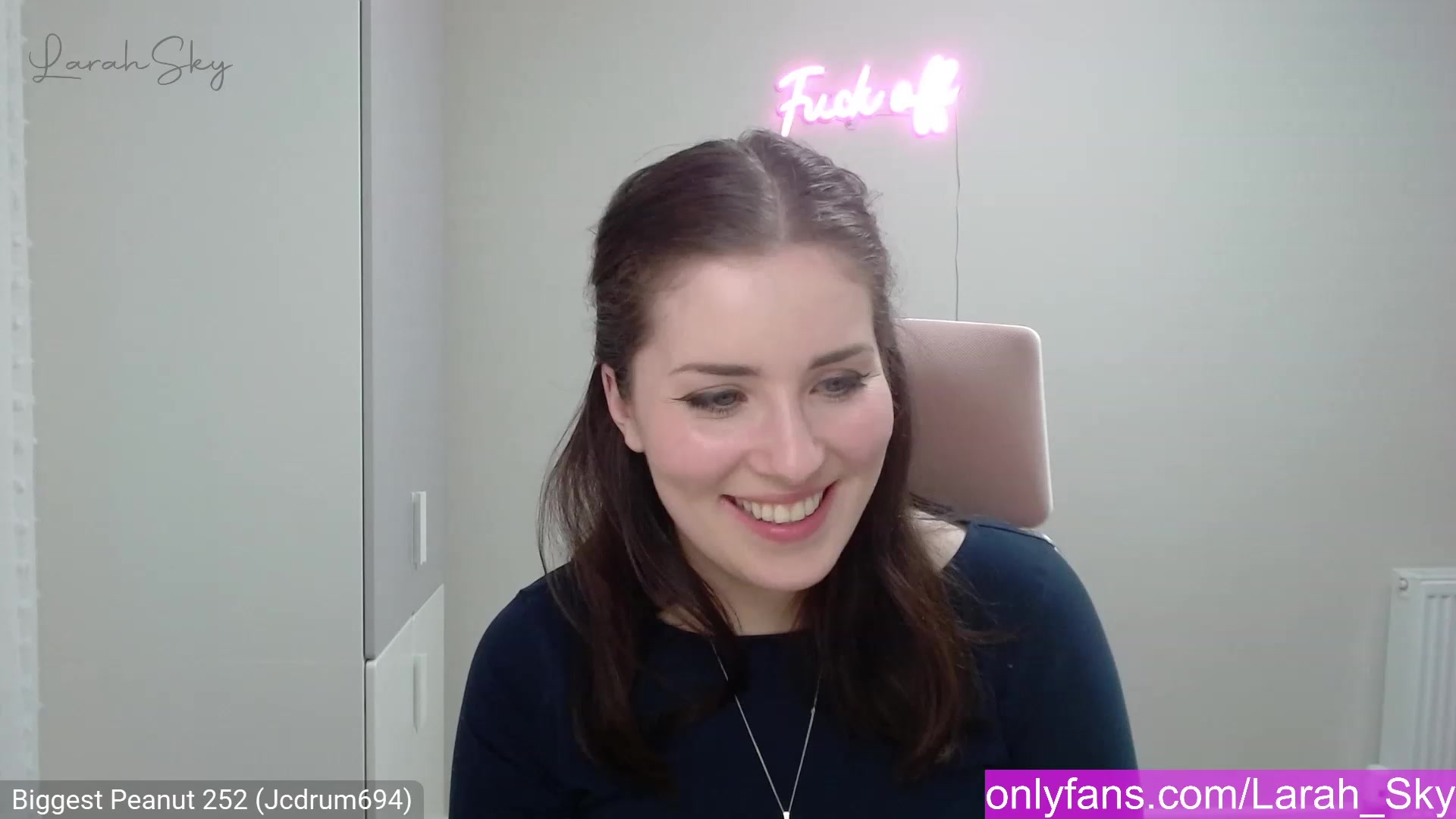 Gallery image thumbnail from Larah_Sky's myfreecams stream on, 02/12/2023, 23:56 image 1 of 20
