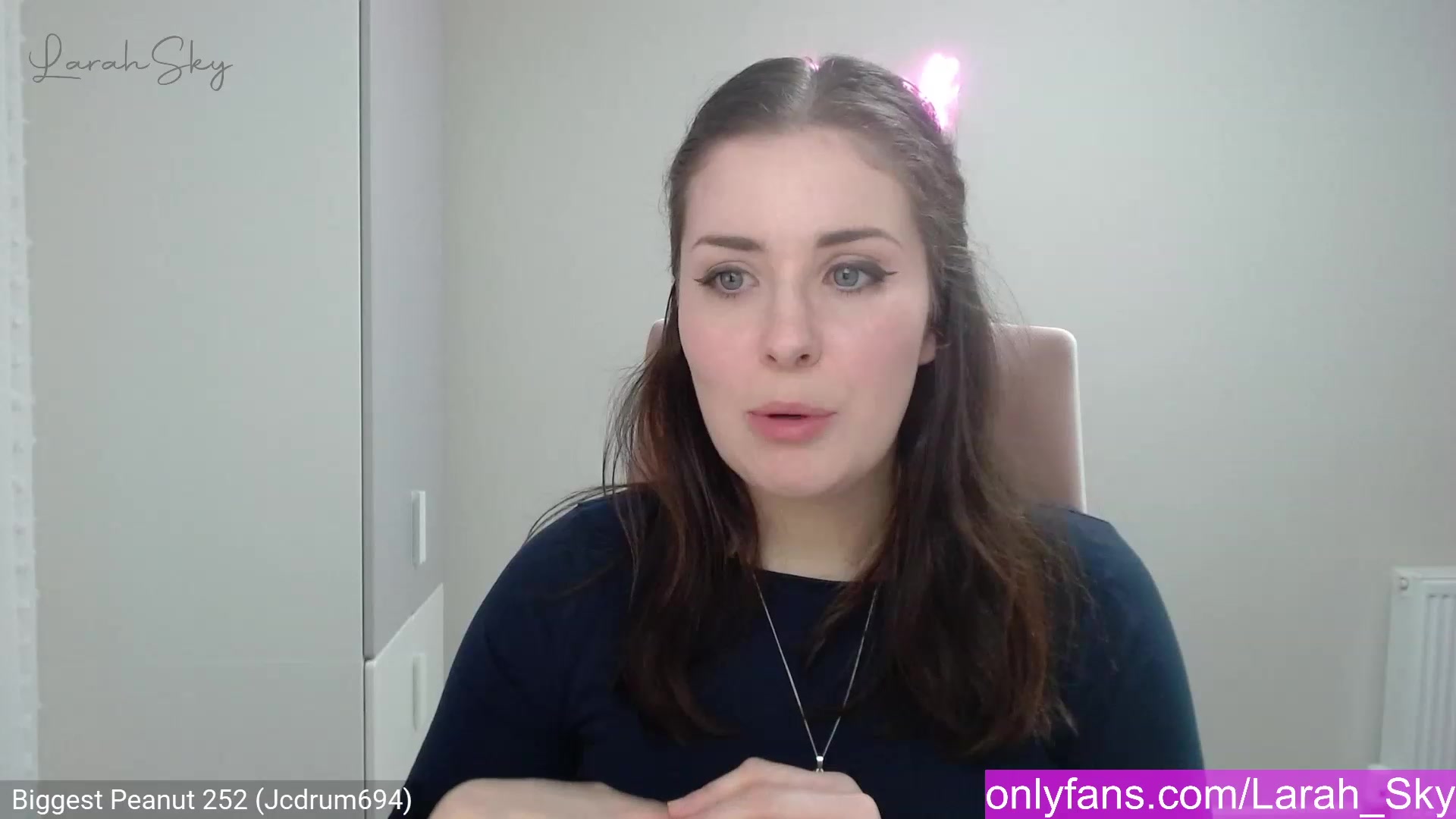 Gallery image thumbnail from Larah_Sky's myfreecams stream on, 02/12/2023, 23:56 image 20 of 20