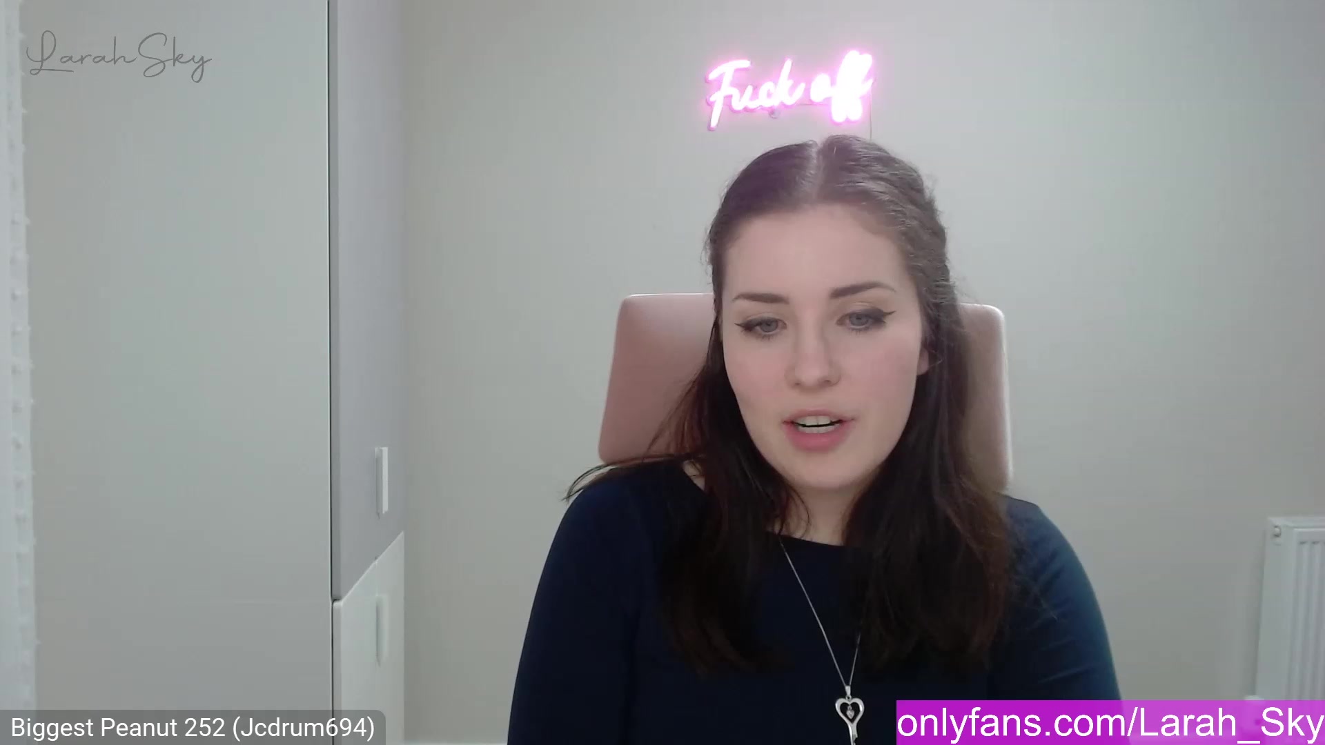 Gallery image thumbnail from Larah_Sky's myfreecams stream on, 02/12/2023, 23:56 image 16 of 20