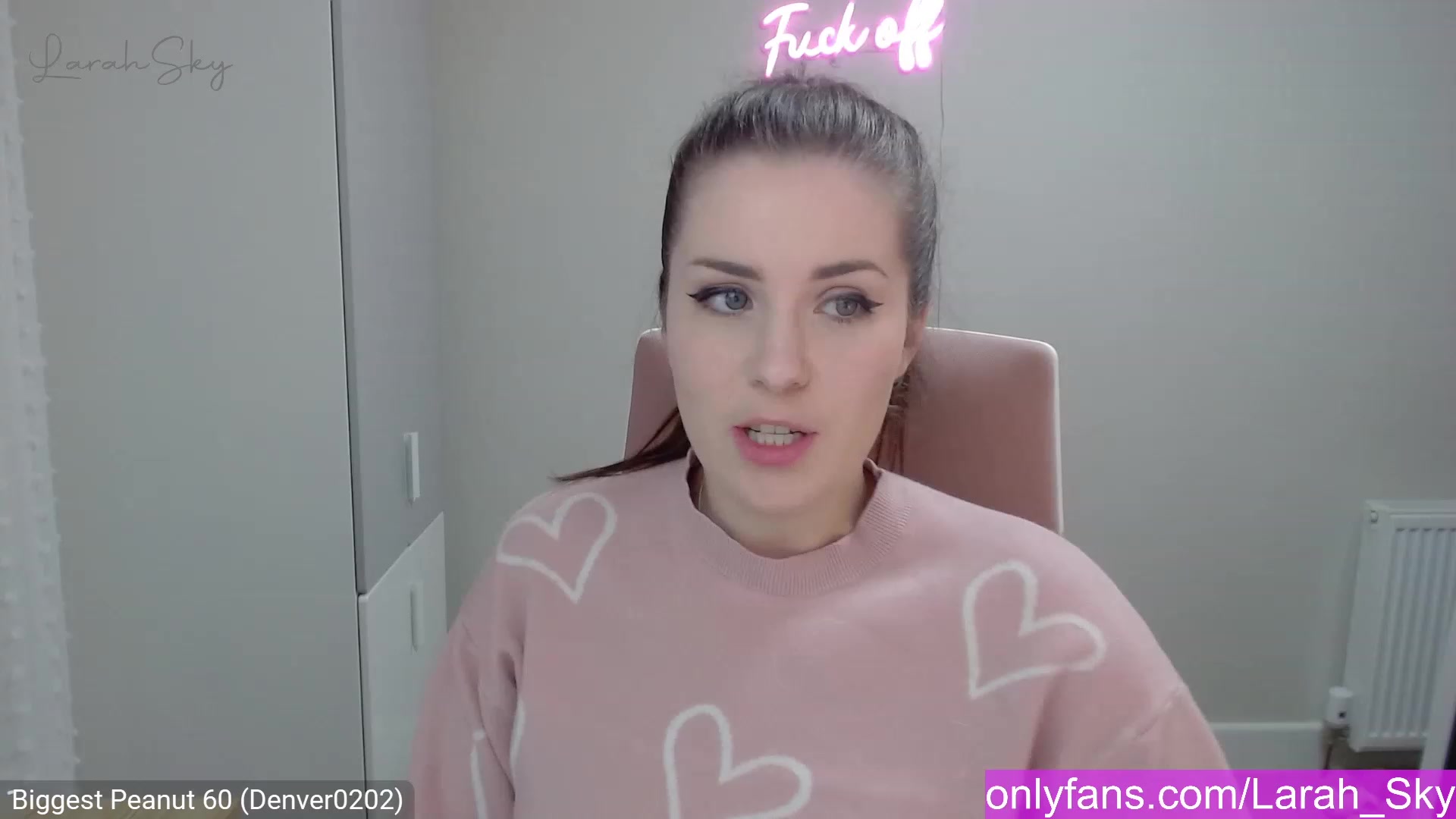 Gallery image thumbnail from Larah_Sky's myfreecams stream on, 02/19/2023, 20:09 image 8 of 20