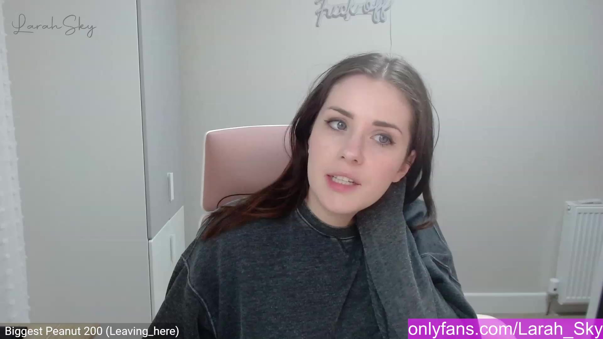 Gallery image thumbnail from Larah_Sky's myfreecams stream on, 02/20/2023, 23:53 image 2 of 20