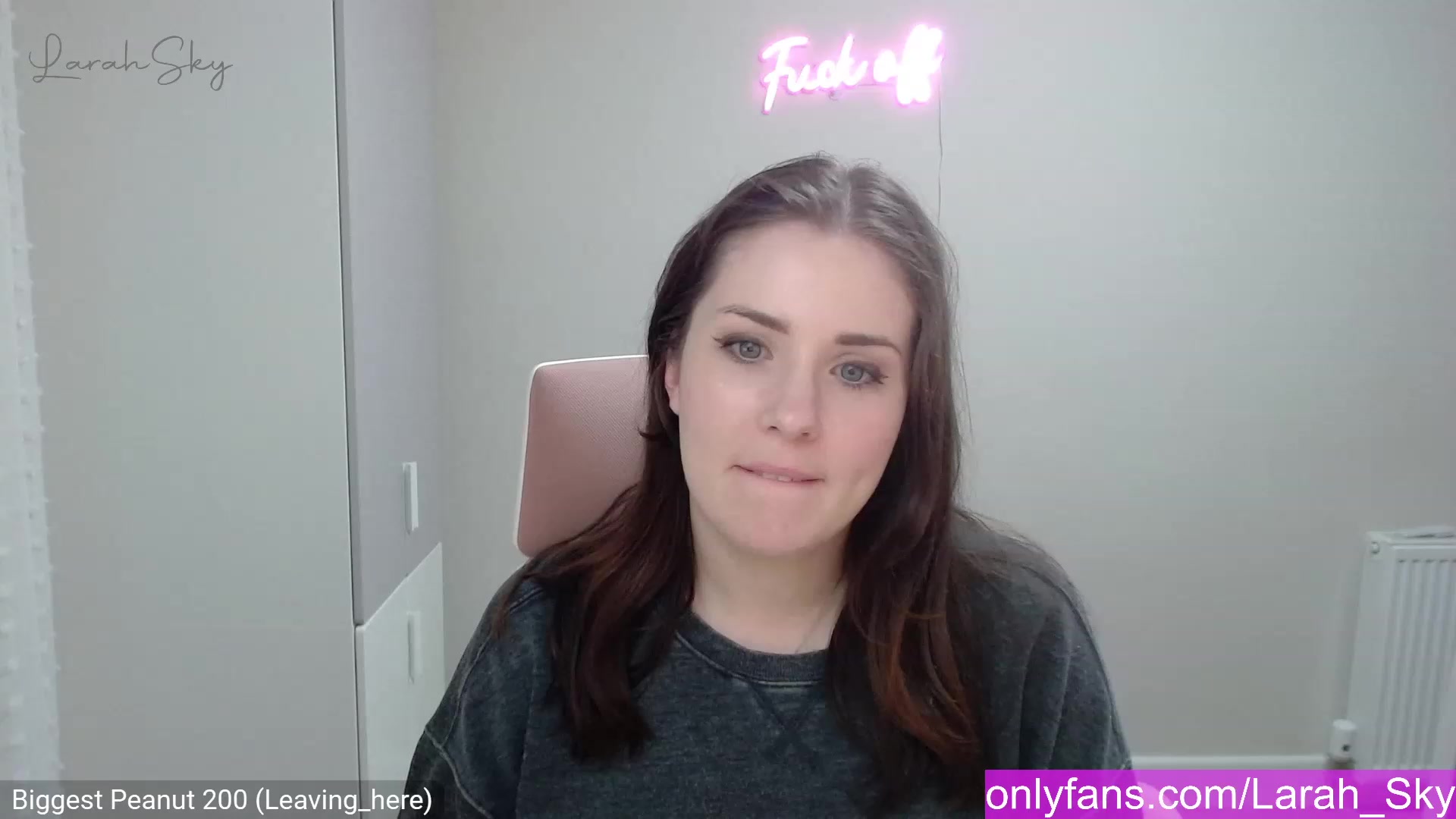 Gallery image thumbnail from Larah_Sky's myfreecams stream on, 02/20/2023, 23:53 image 5 of 20