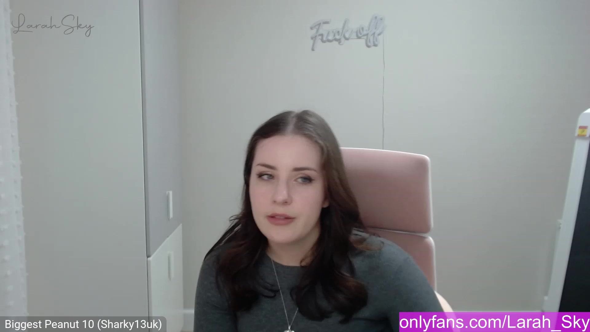 Gallery image thumbnail from Larah_Sky's myfreecams stream on, 02/24/2023, 22:10 image 13 of 20