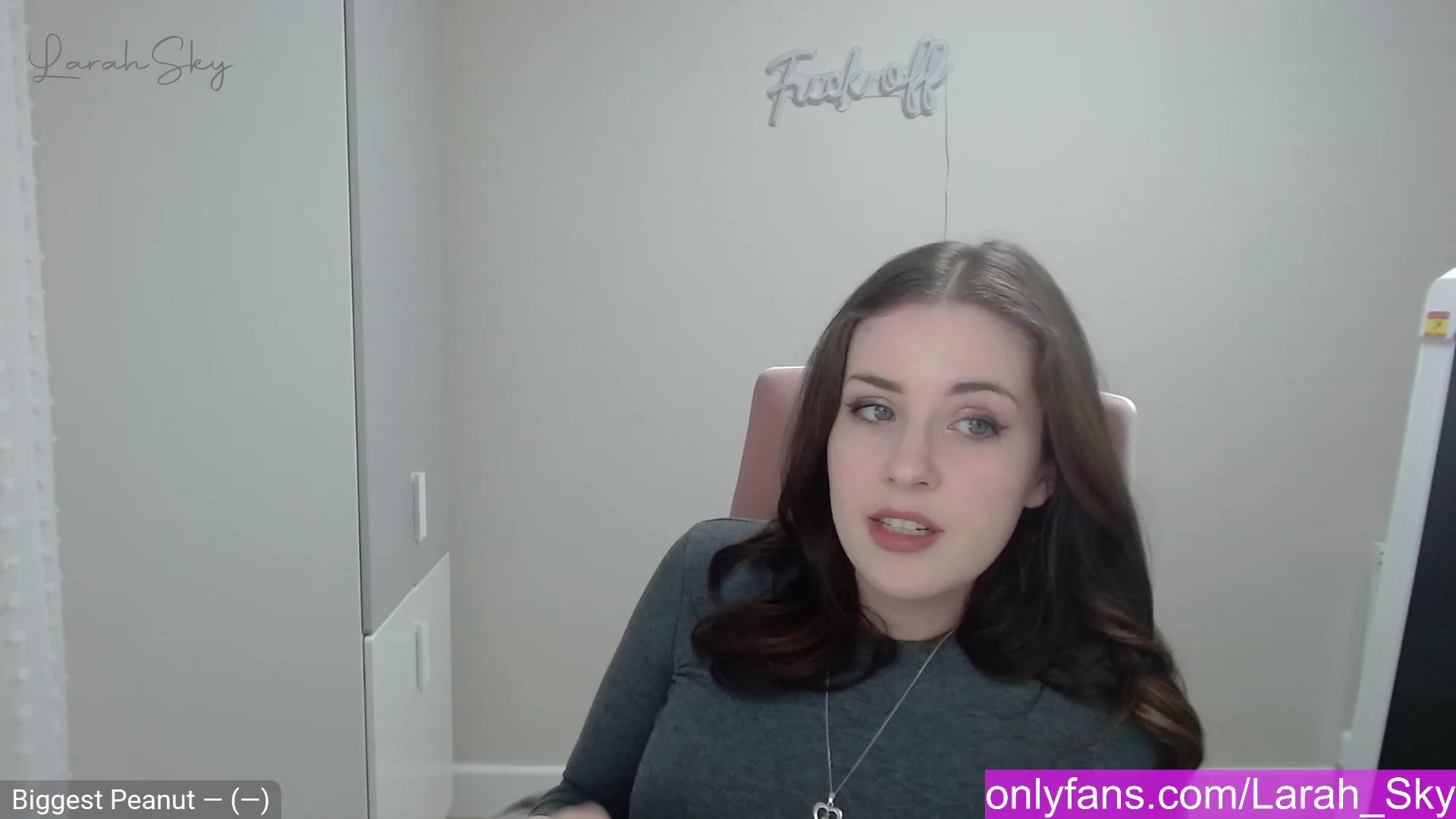 Gallery image thumbnail from Larah_Sky's myfreecams stream on, 02/24/2023, 22:10 image 4 of 20